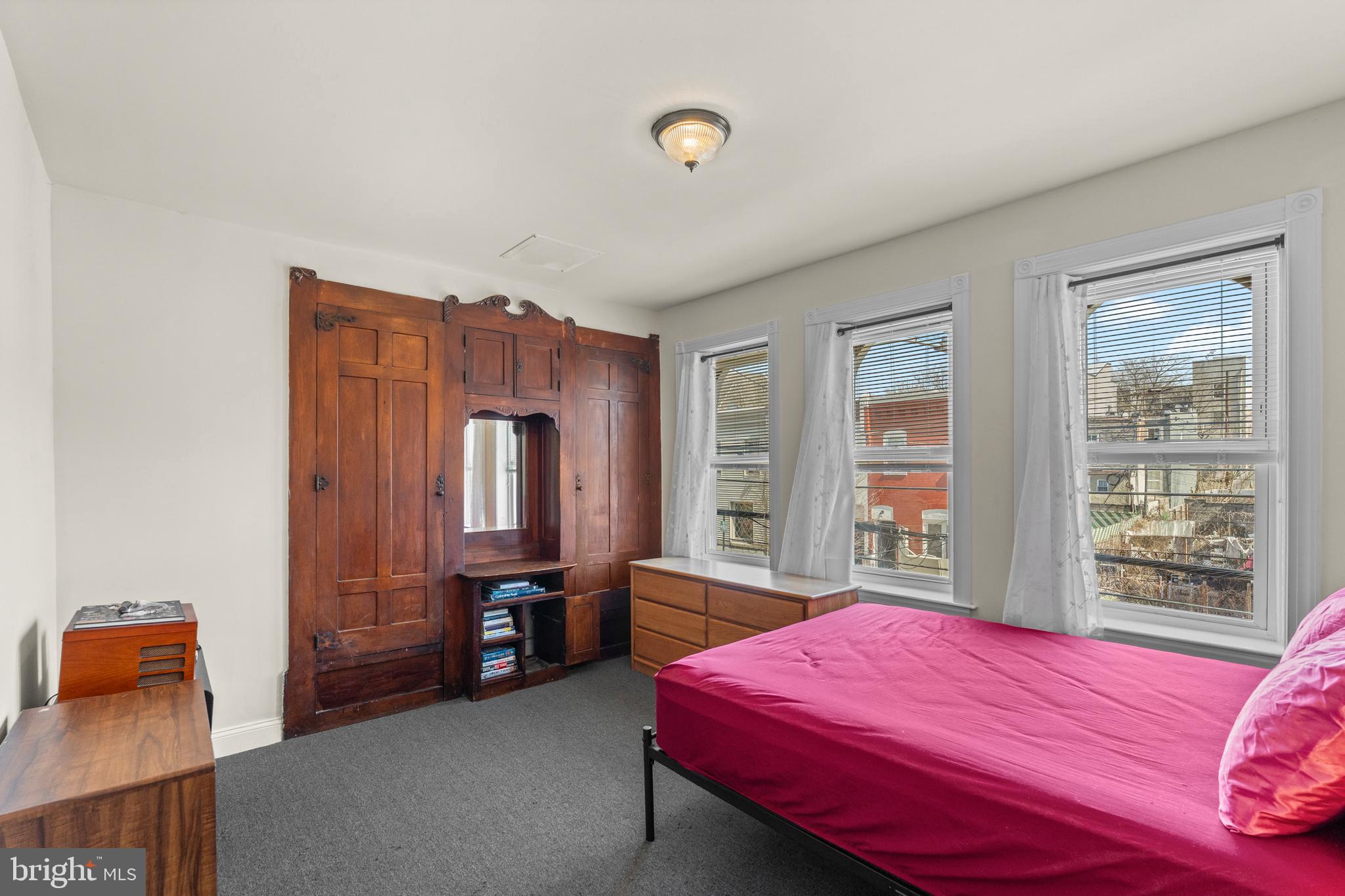 POWELTON VILLAGE - Residential