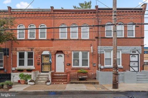 Townhouse For Sale - 406 N 42nd Street<br/> PHILADELPHIA, PA 19104