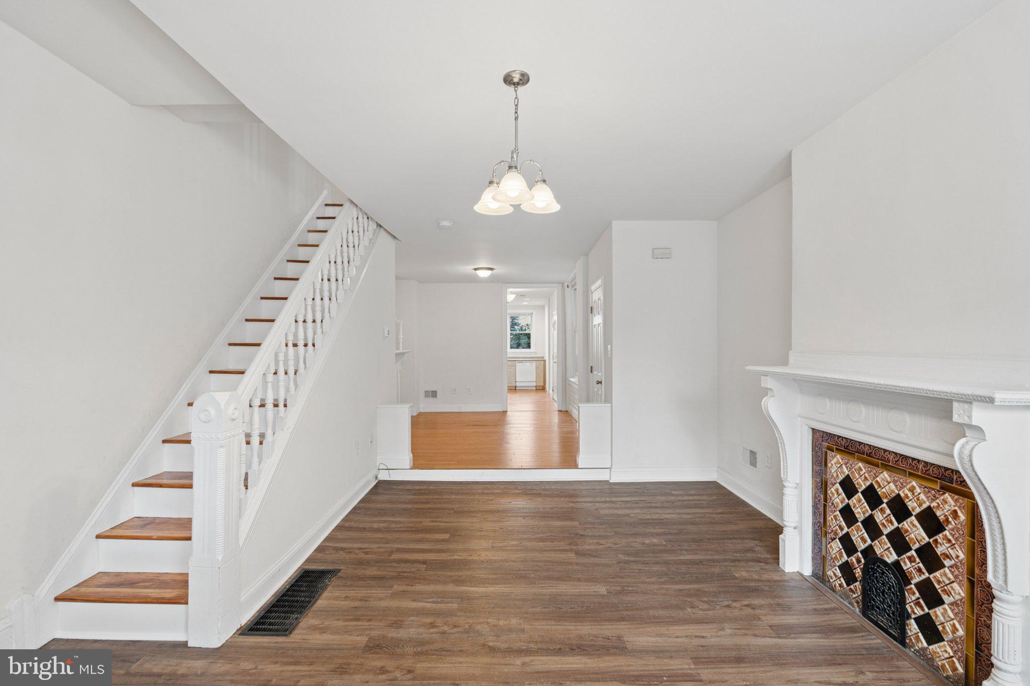 406 N 42ND STREET