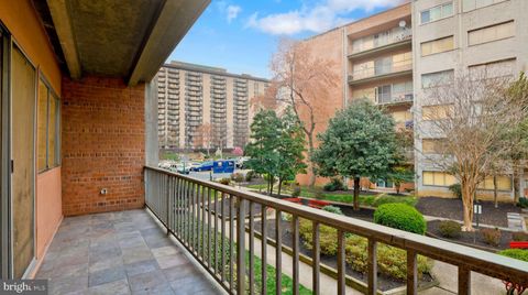 Photo of 5851 Quantrell Avenue #109, ALEXANDRIA, VA 22312 (MLS # VAAX2060114)