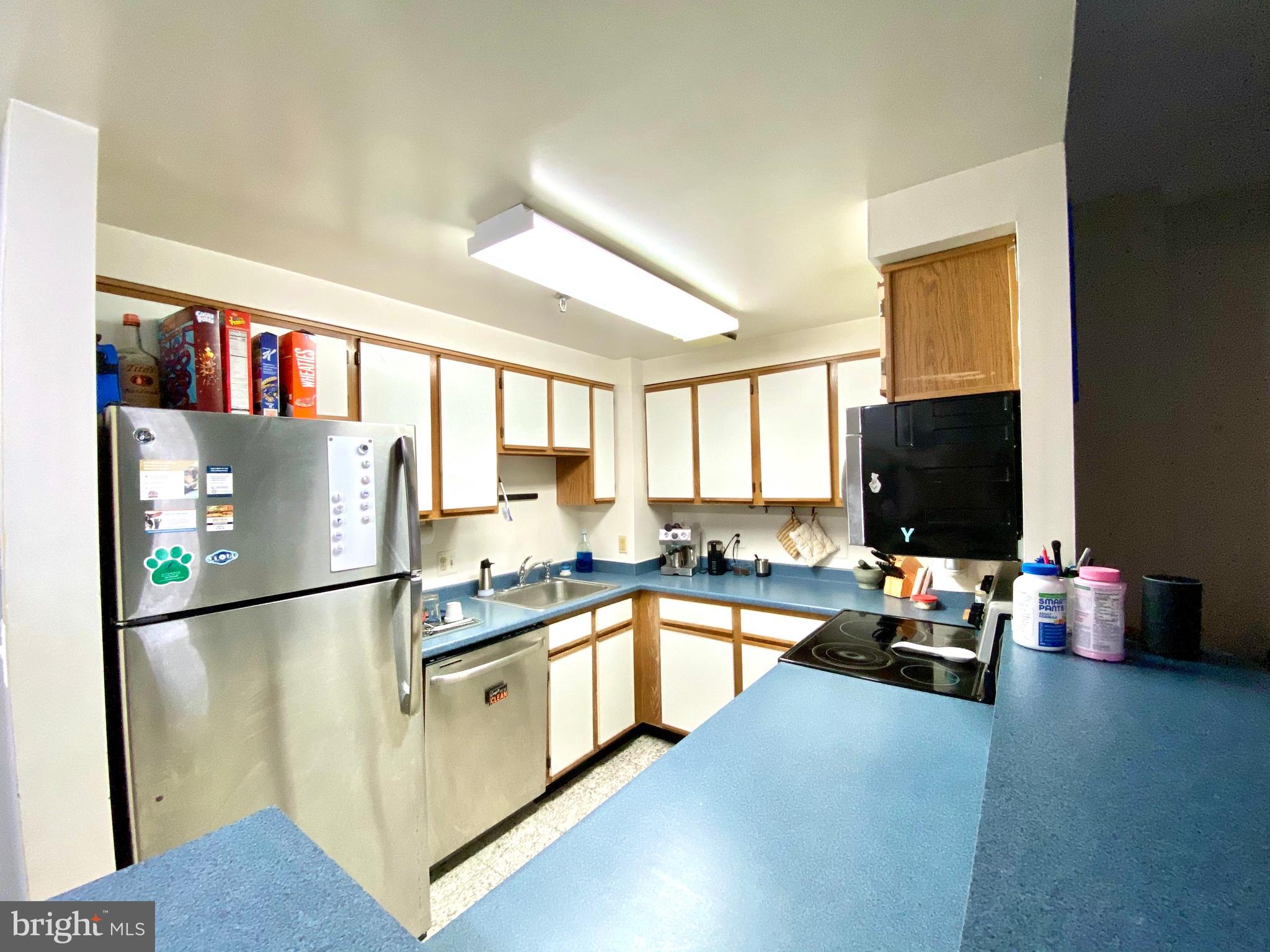 THE VICTORIA CODM - Residential Lease