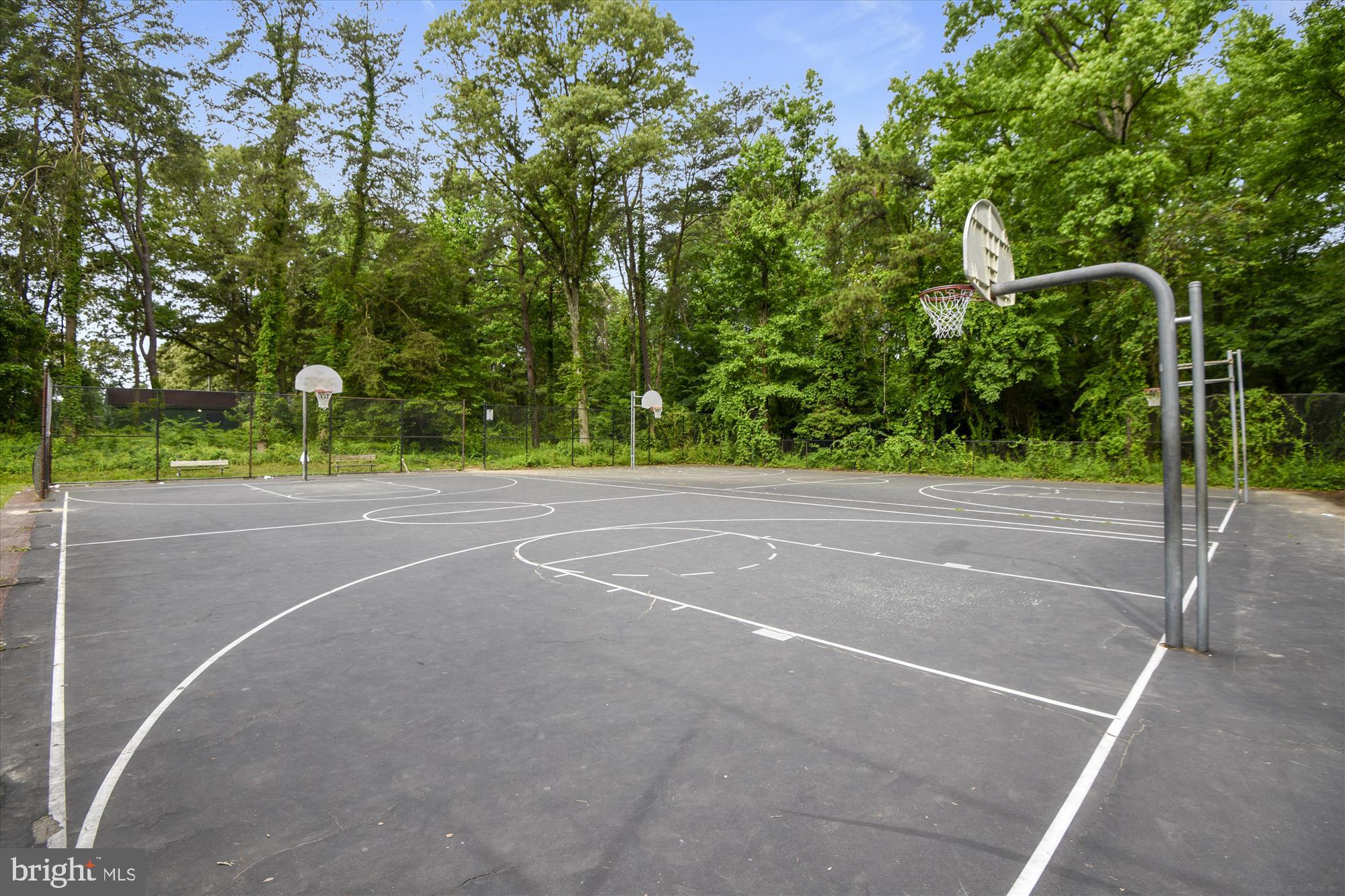 VALLEYWOOD - Residential