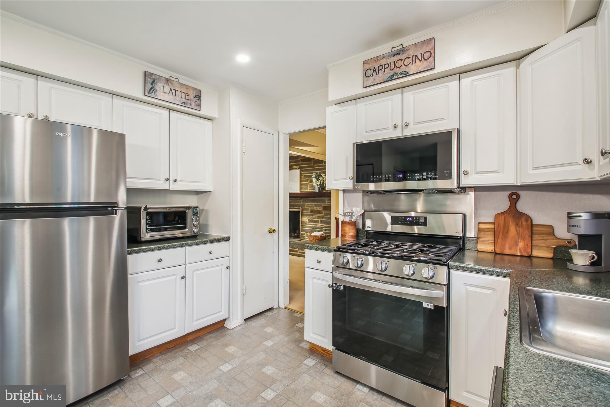 VALLEYWOOD - Residential