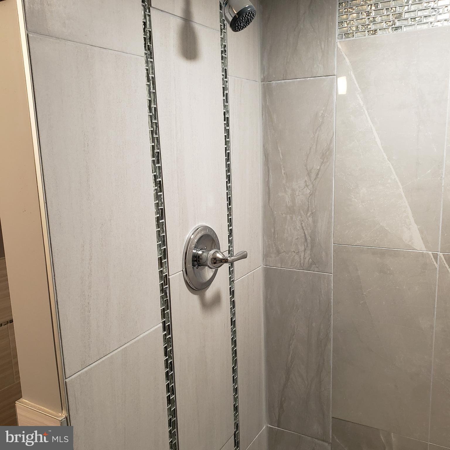 GOVANS - Residential Lease