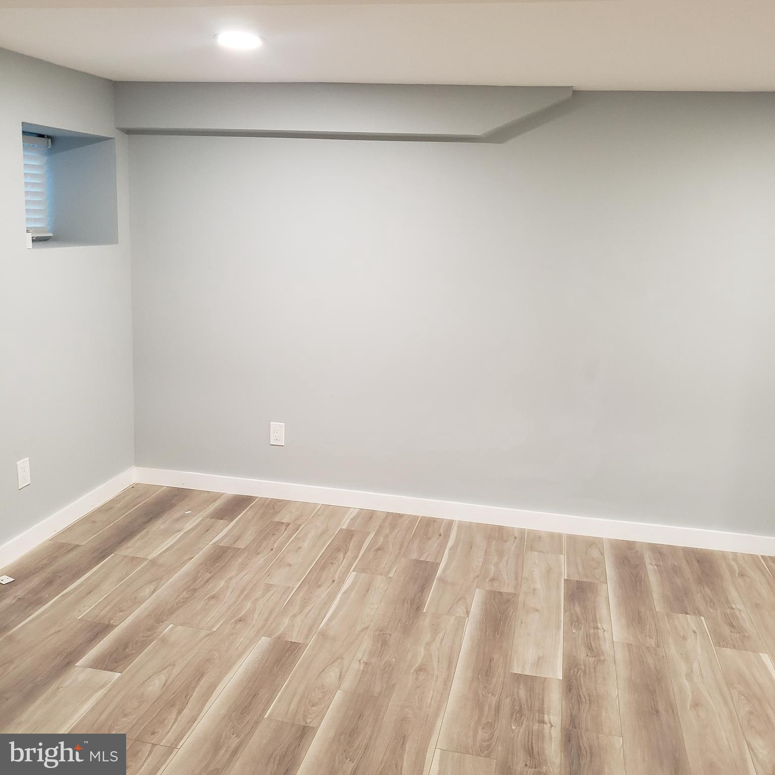 GOVANS - Residential Lease