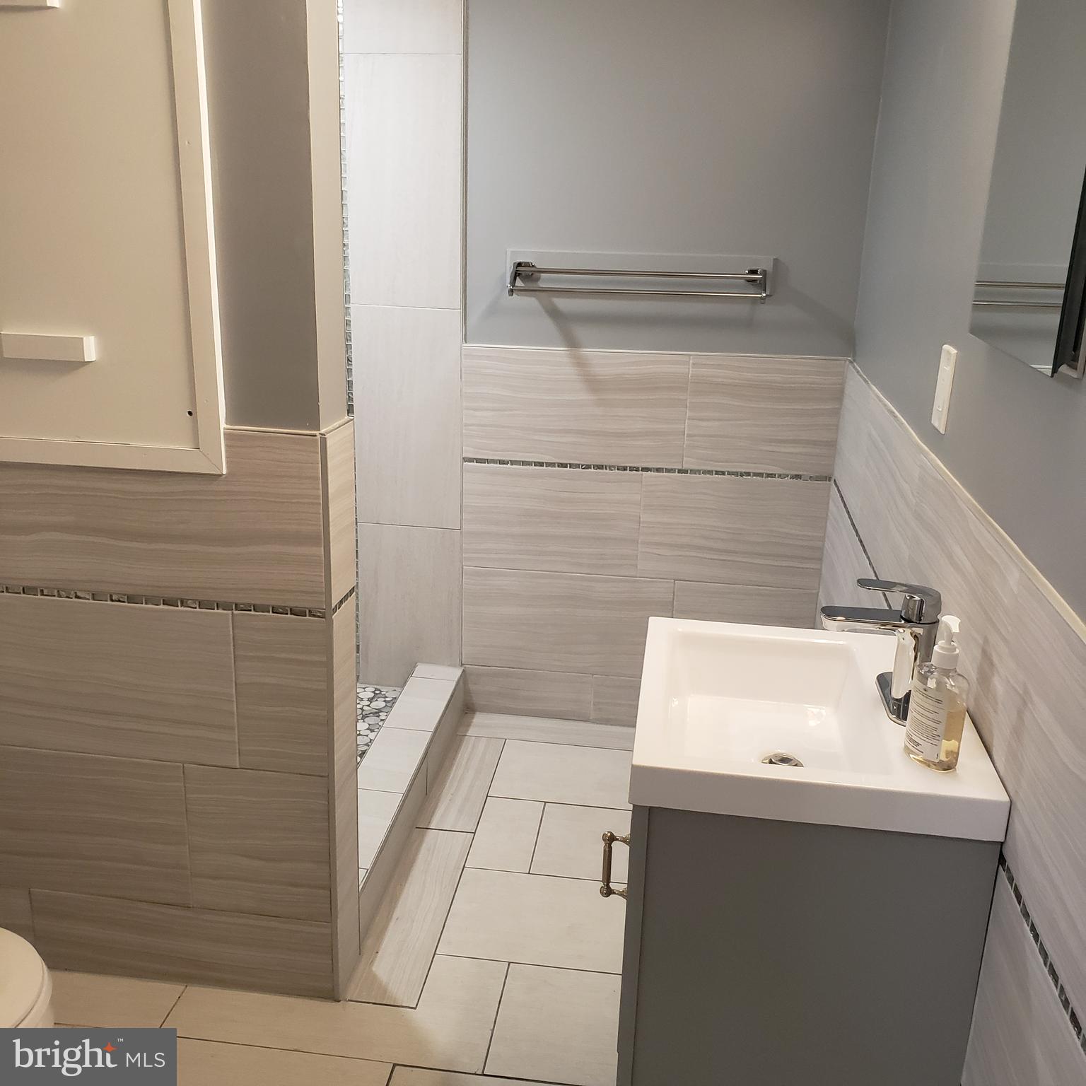 GOVANS - Residential Lease