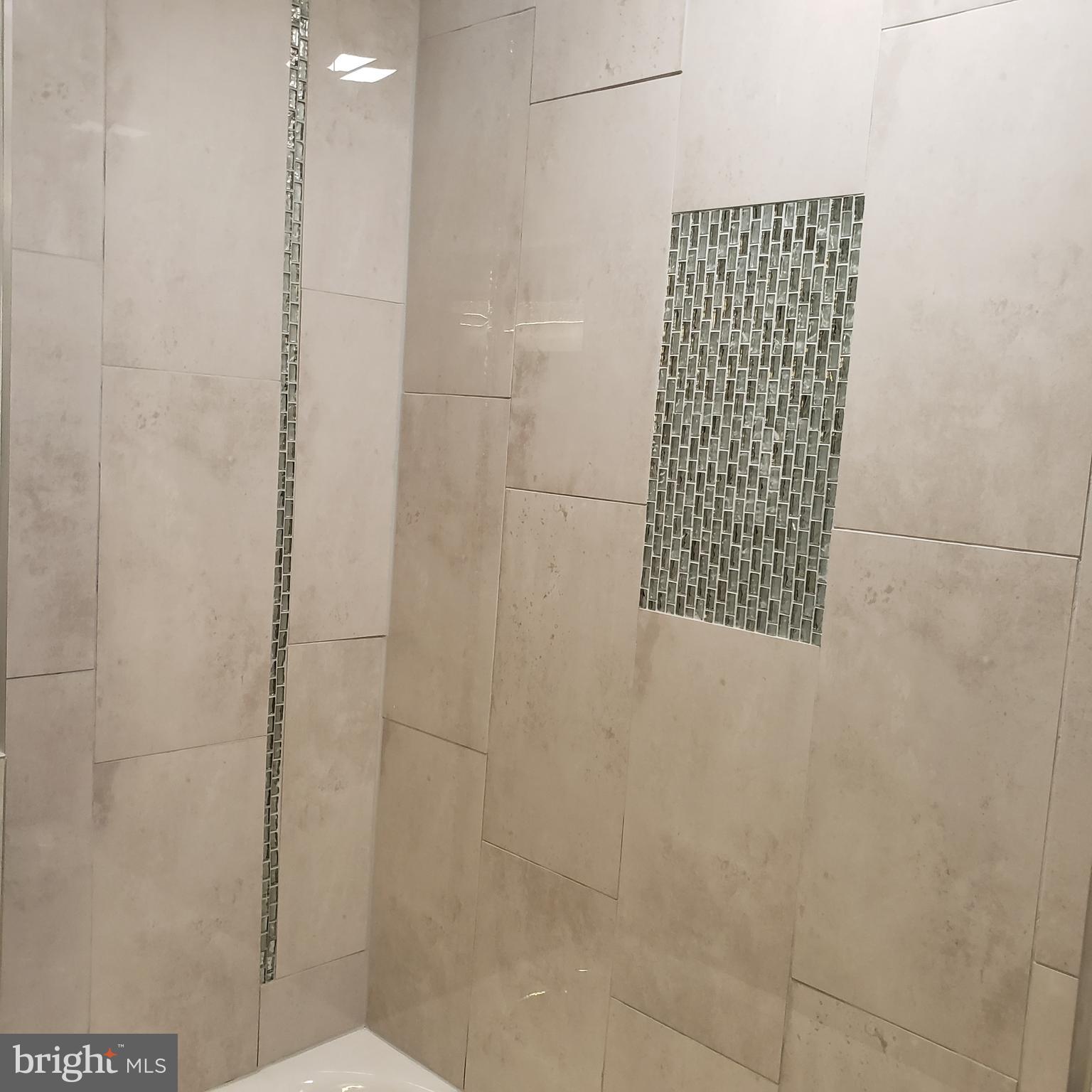 GOVANS - Residential Lease