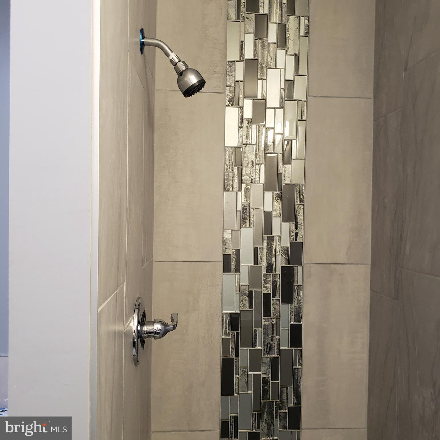 GOVANS - Residential Lease