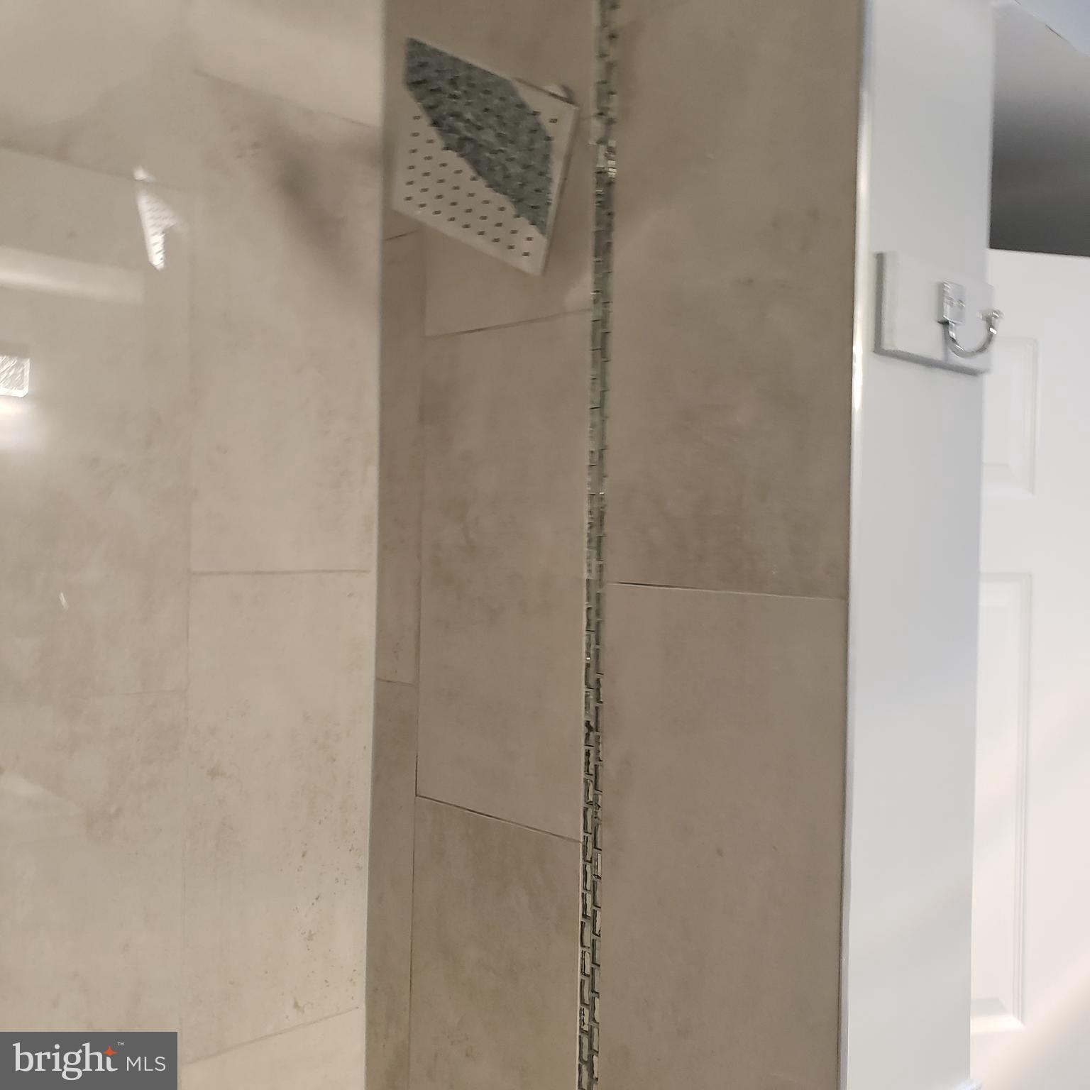 GOVANS - Residential Lease