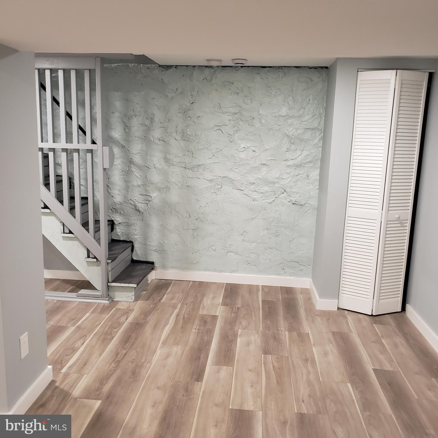 GOVANS - Residential Lease