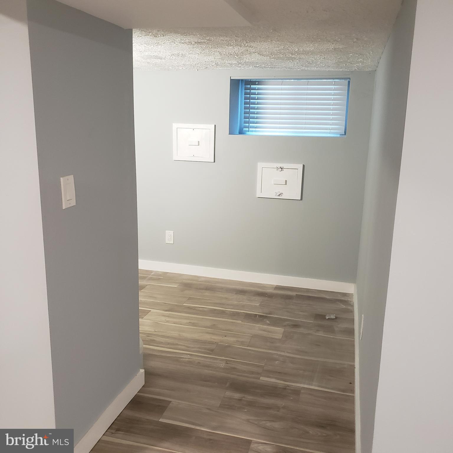 GOVANS - Residential Lease