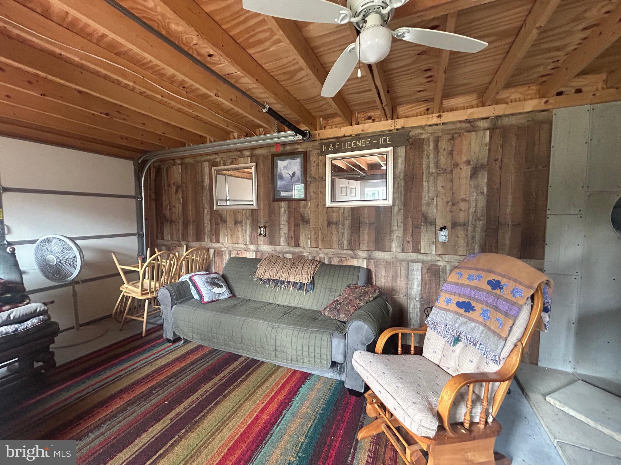 CABIN AT CAPON BRIDGE - Residential