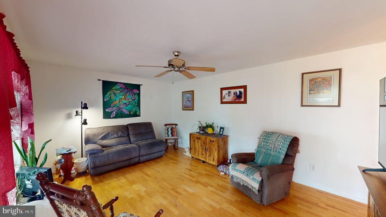 CABIN AT CAPON BRIDGE - Residential