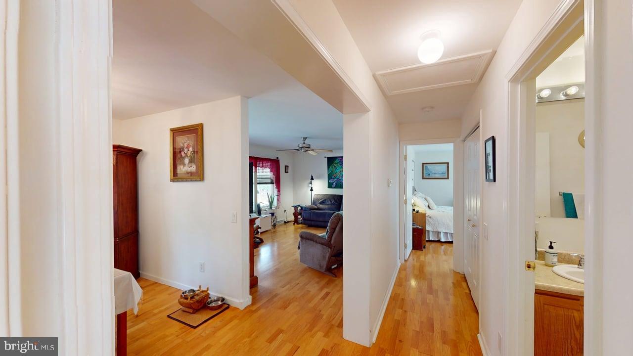 CABIN AT CAPON BRIDGE - Residential