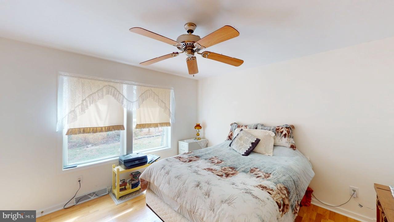 CABIN AT CAPON BRIDGE - Residential