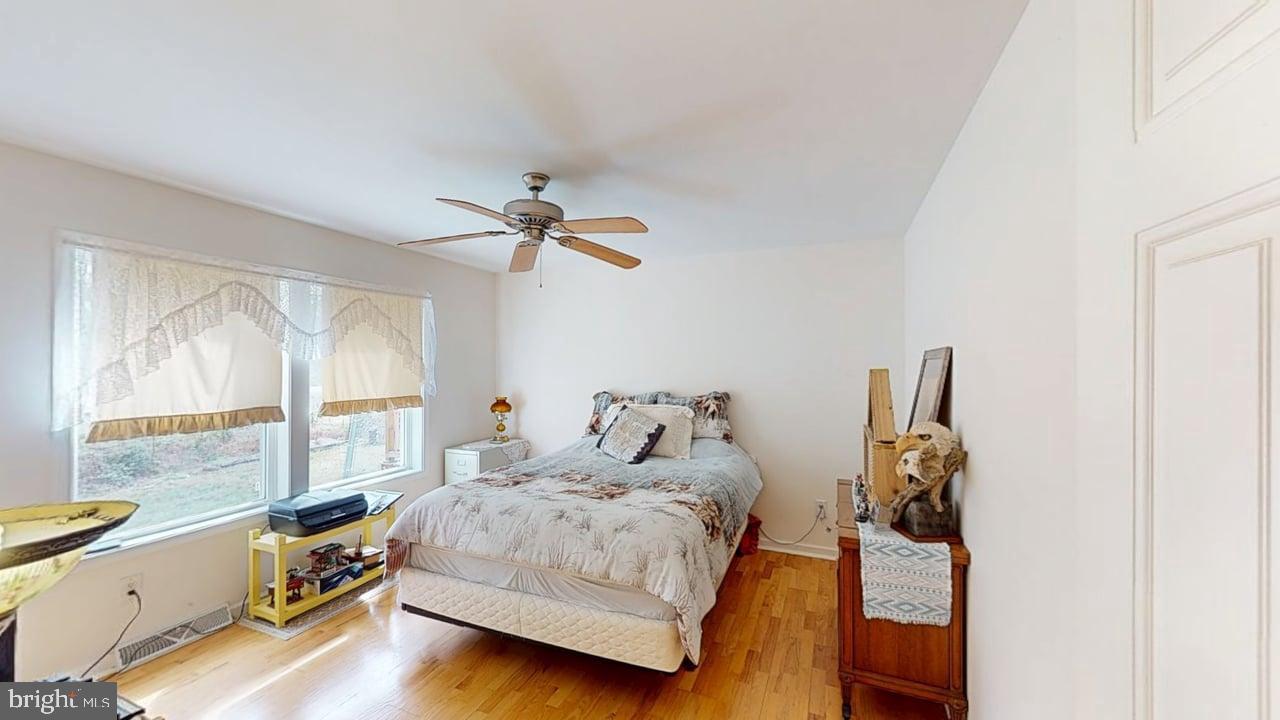 CABIN AT CAPON BRIDGE - Residential