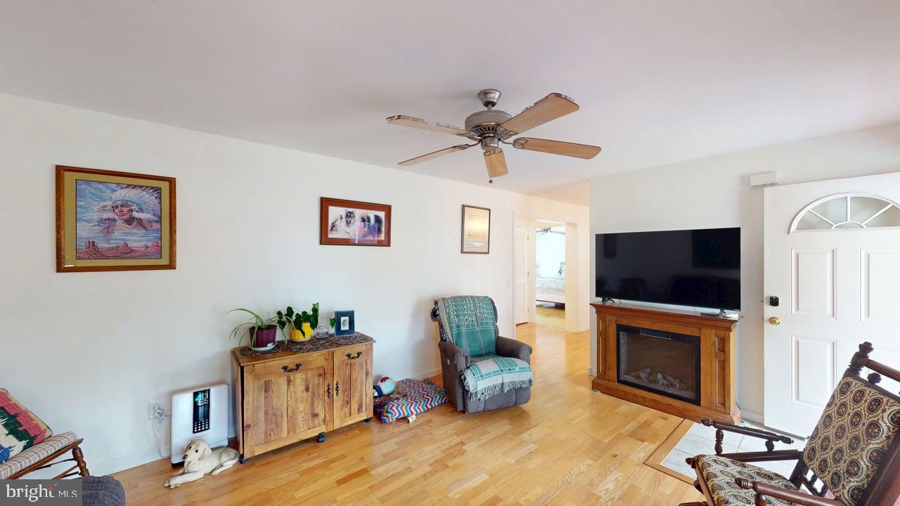 CABIN AT CAPON BRIDGE - Residential