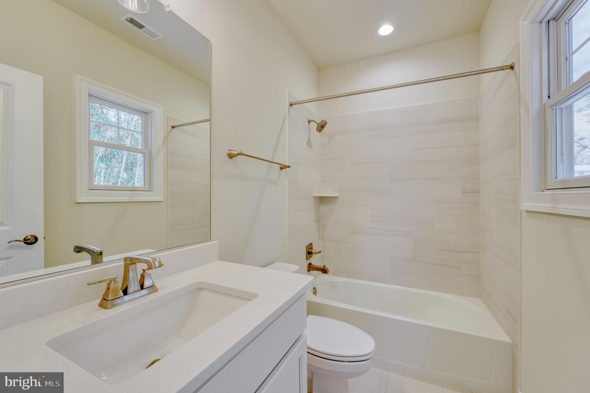 MARLBORO ESTATES - Residential