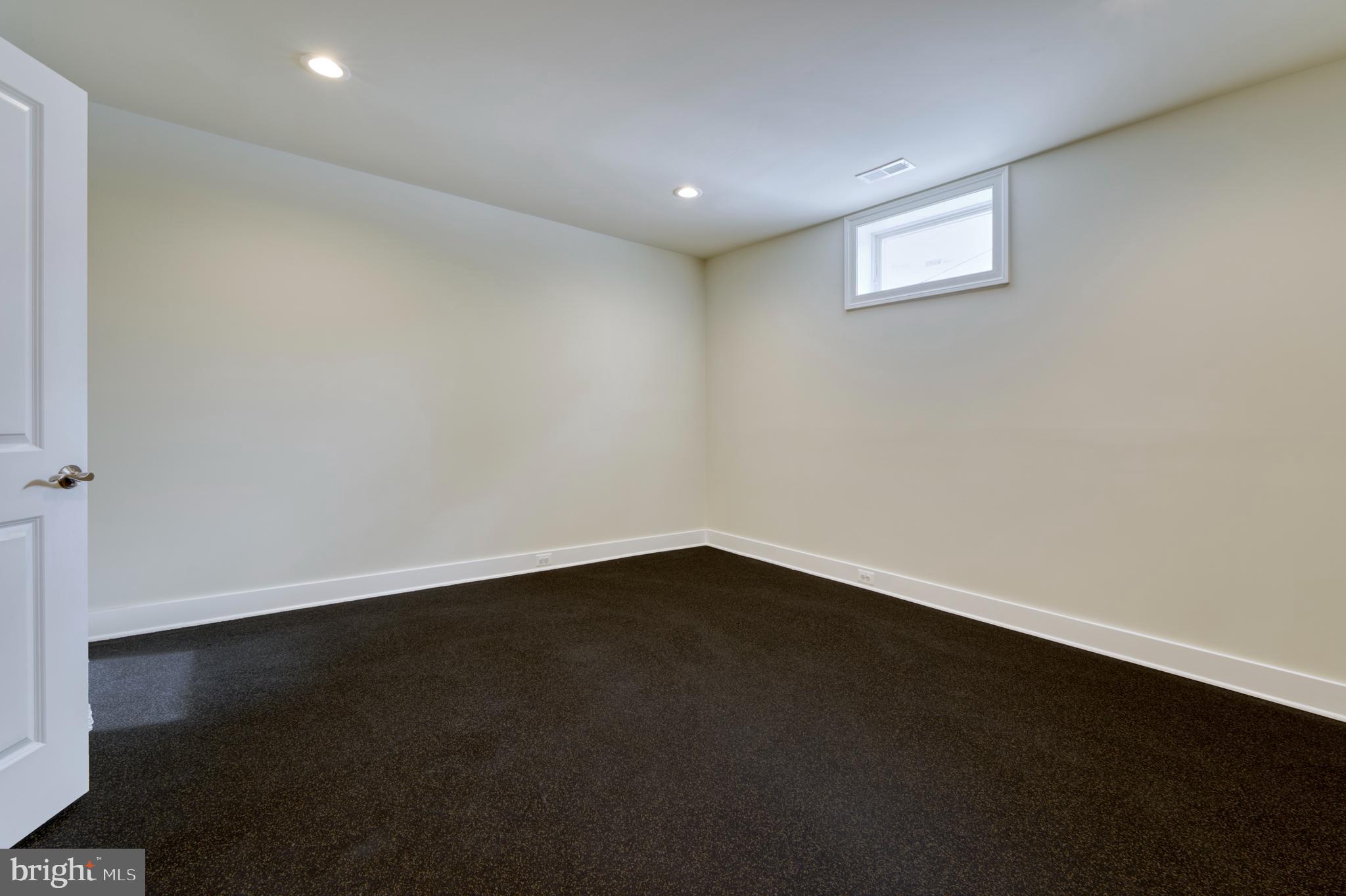 MARLBORO ESTATES - Residential