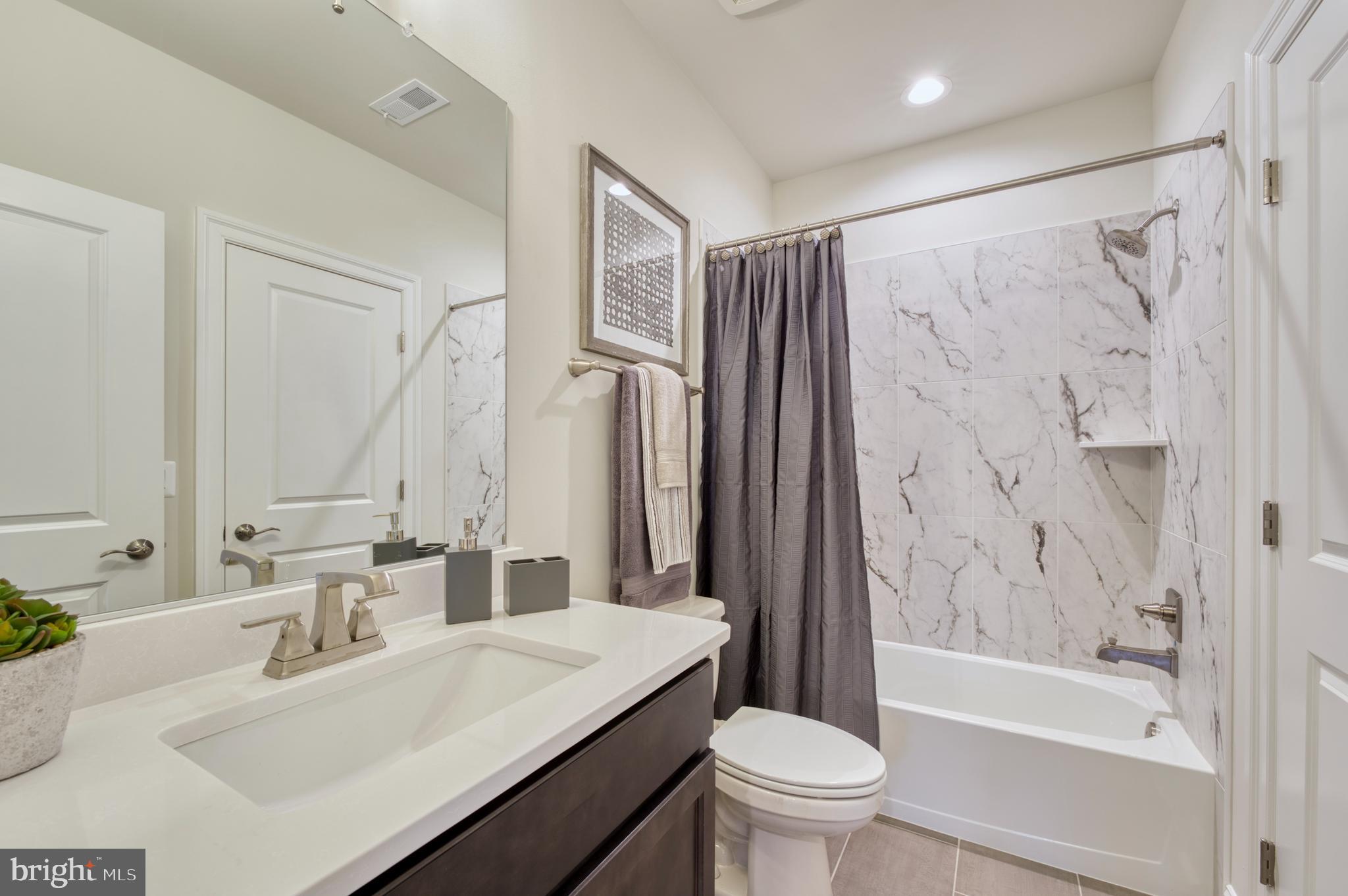 MARLBORO ESTATES - Residential