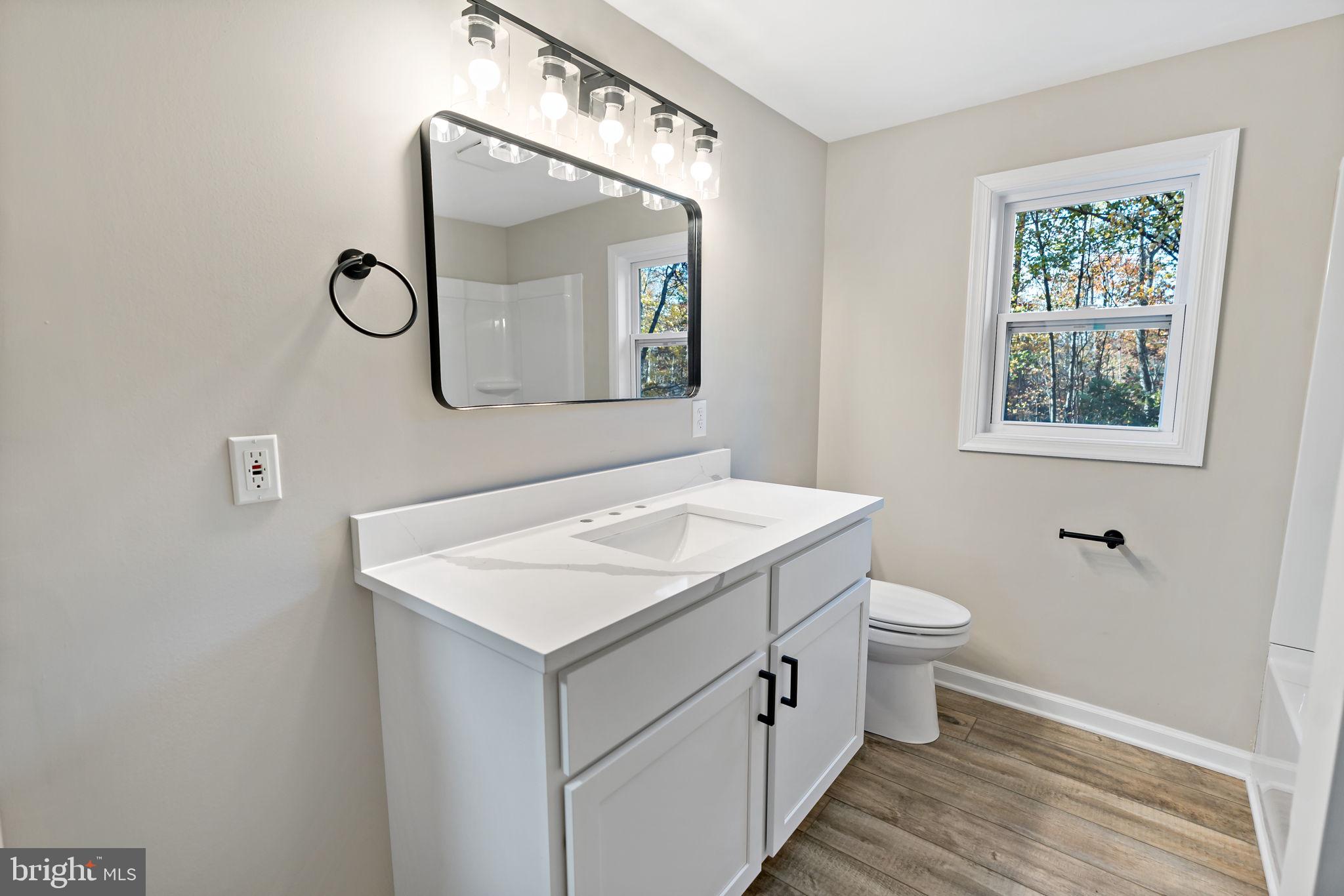 GLENWOOD FOREST - Residential