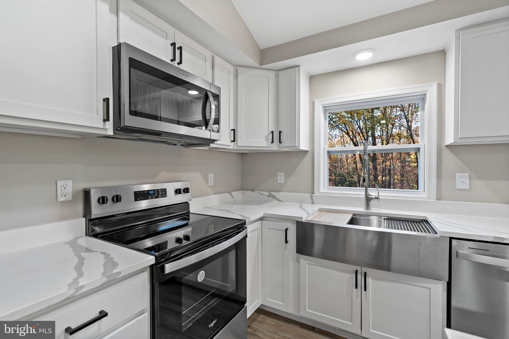 GLENWOOD FOREST - Residential