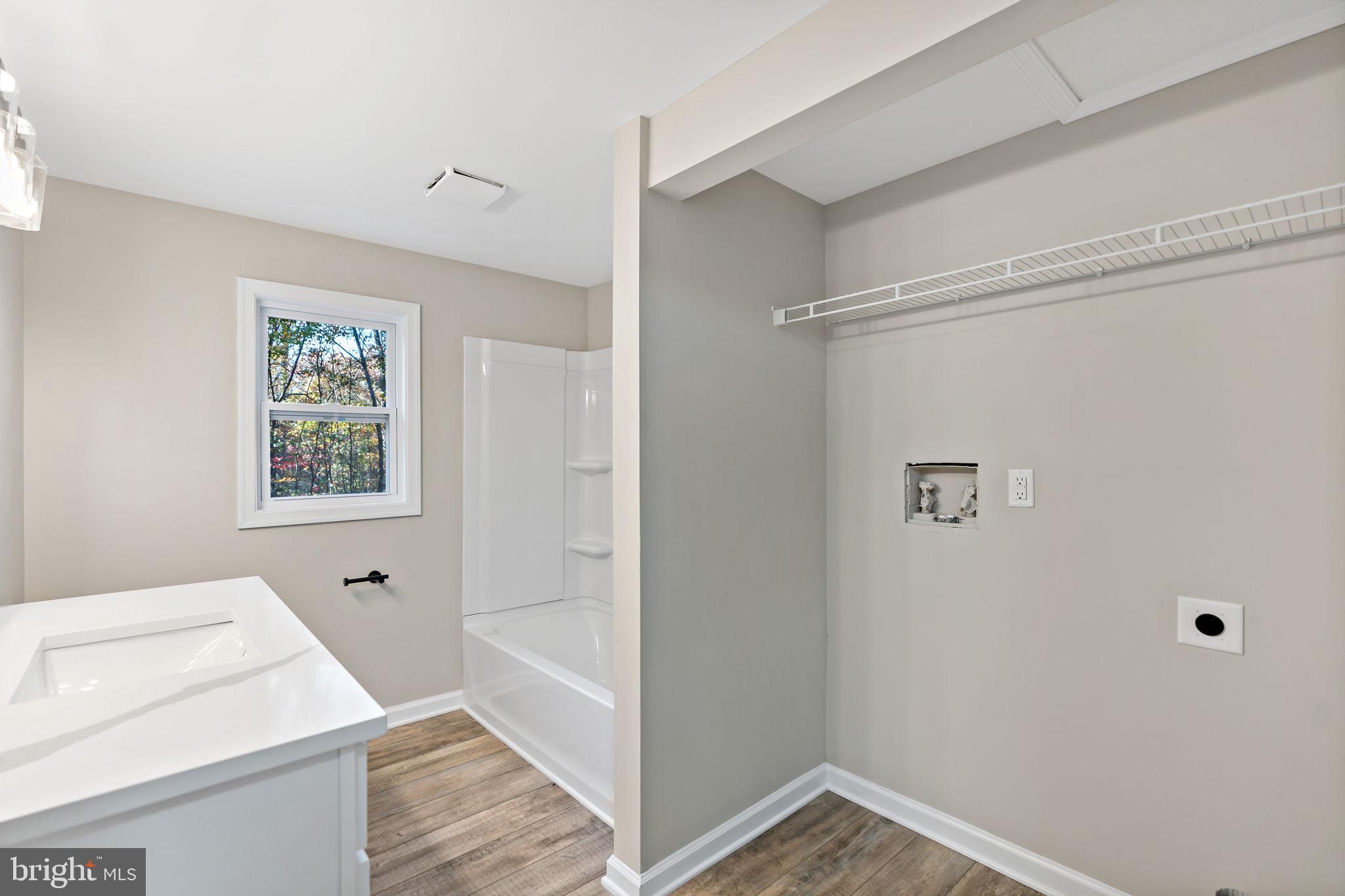 GLENWOOD FOREST - Residential