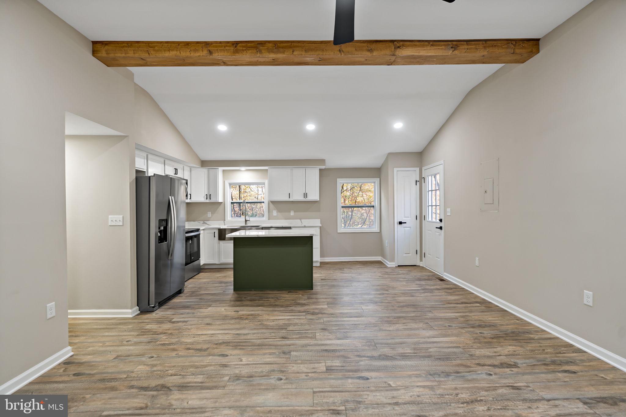 GLENWOOD FOREST - Residential