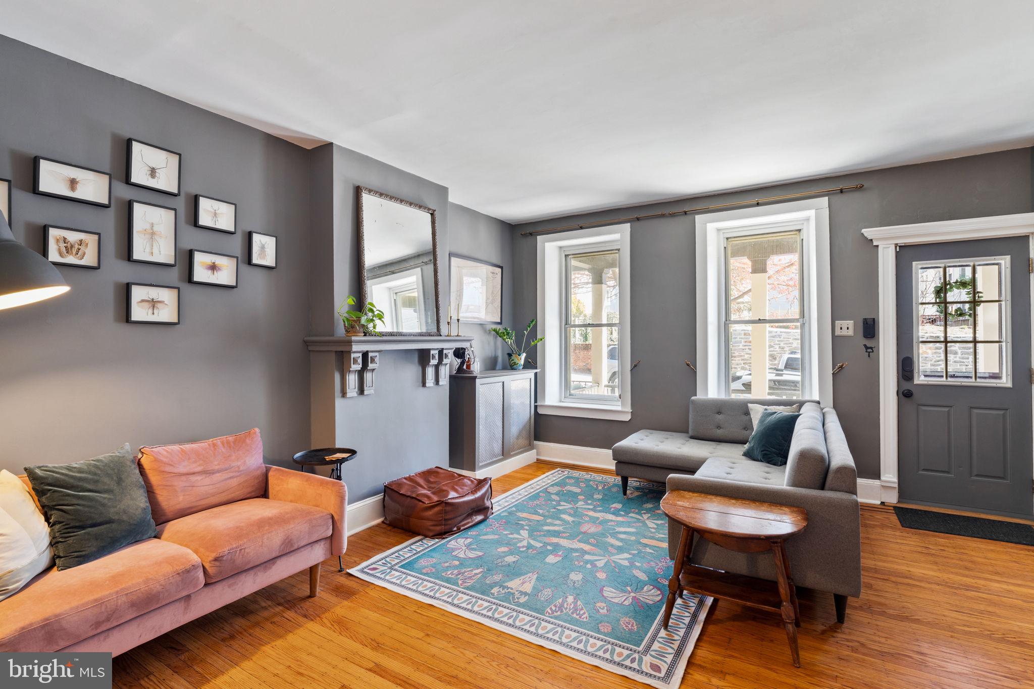 EAST FALLS - Residential