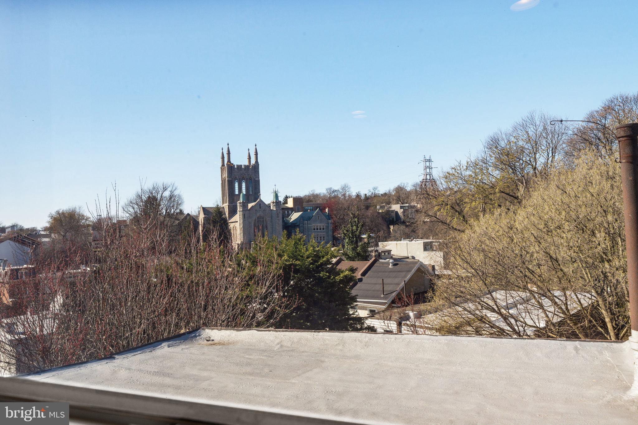 EAST FALLS - Residential