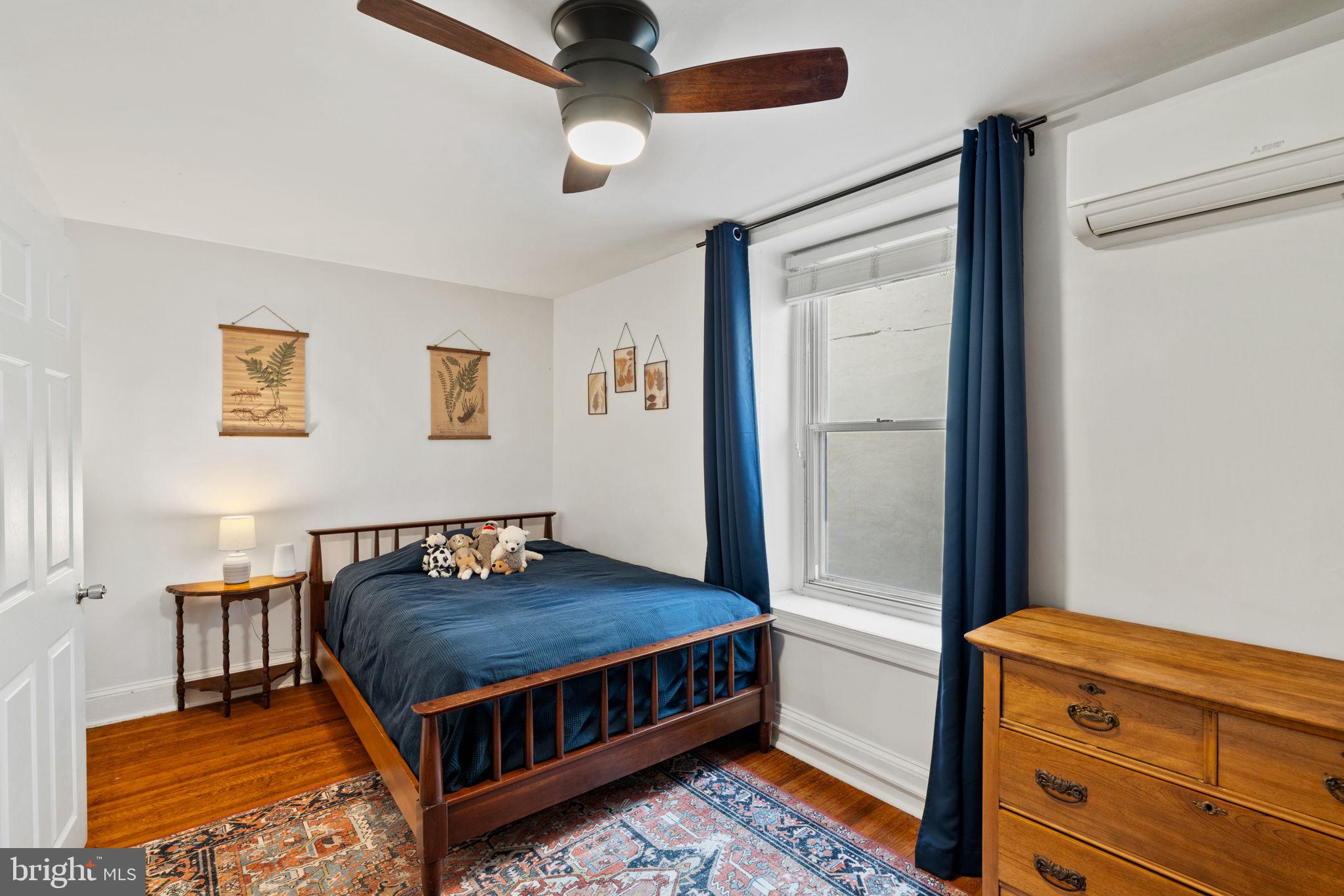 EAST FALLS - Residential