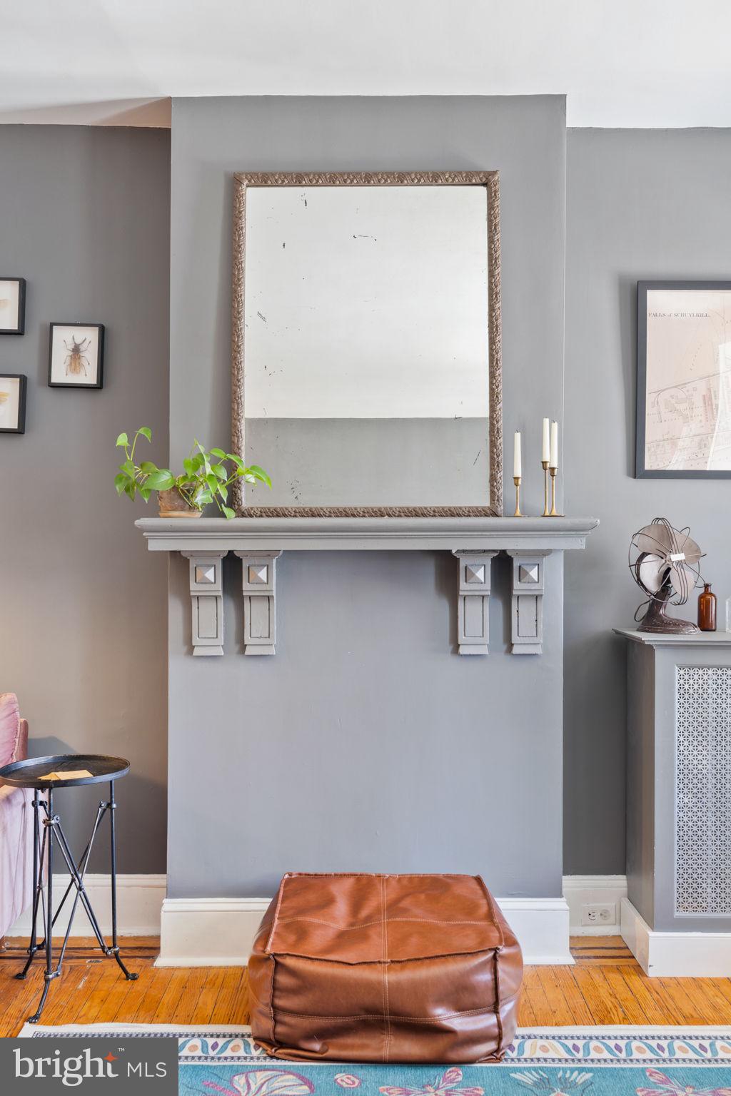 EAST FALLS - Residential