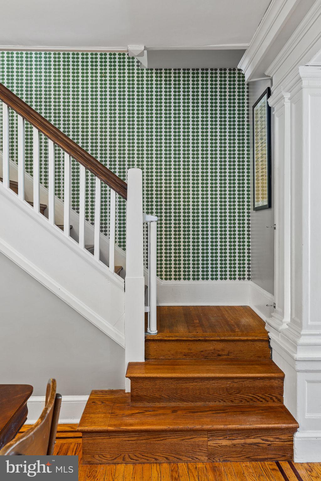 EAST FALLS - Residential