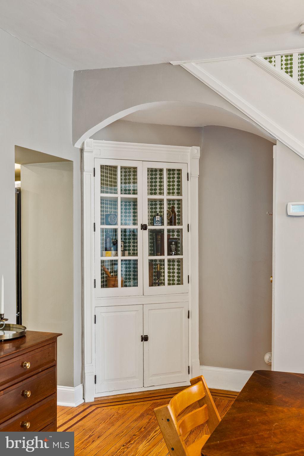 EAST FALLS - Residential