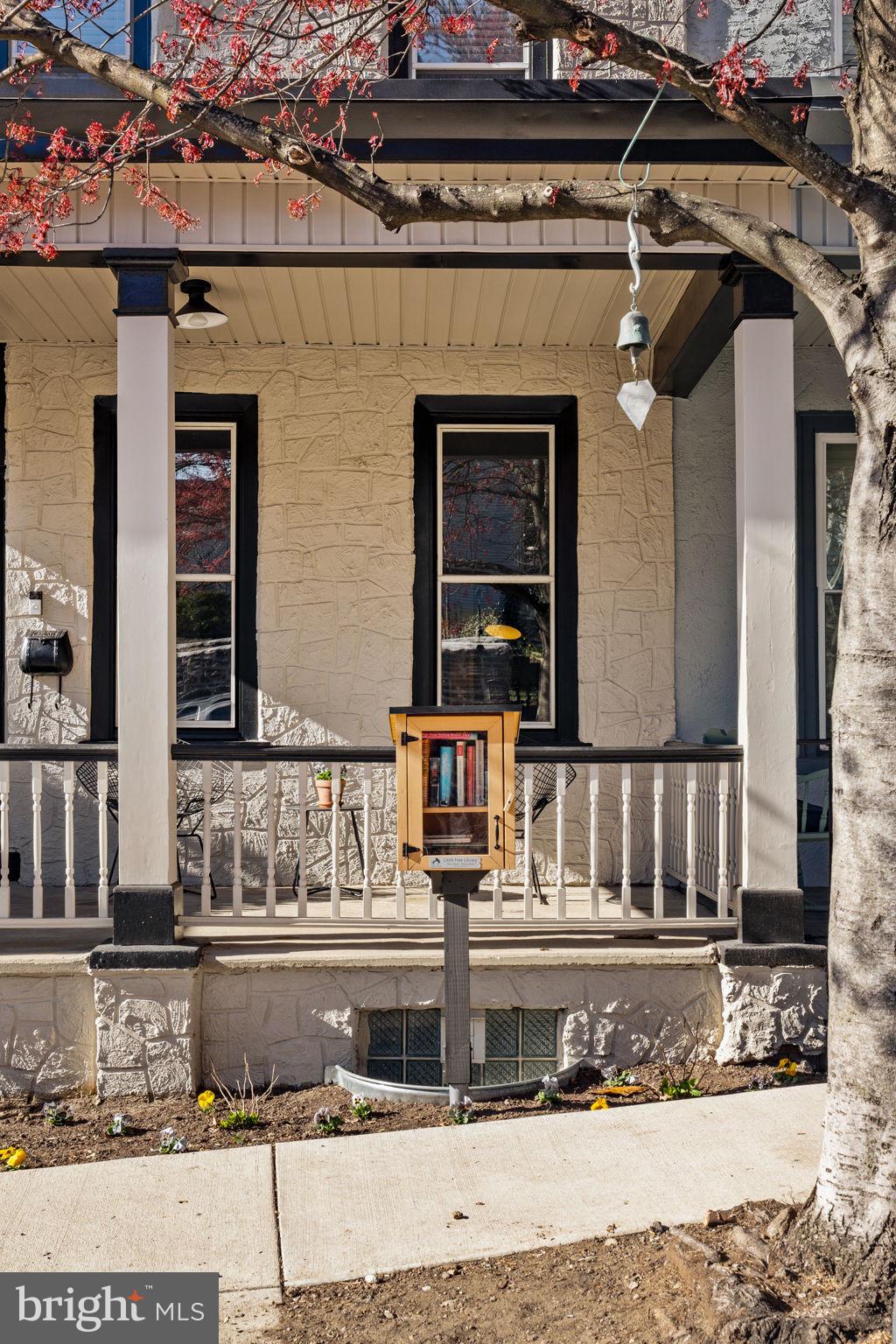 EAST FALLS - Residential