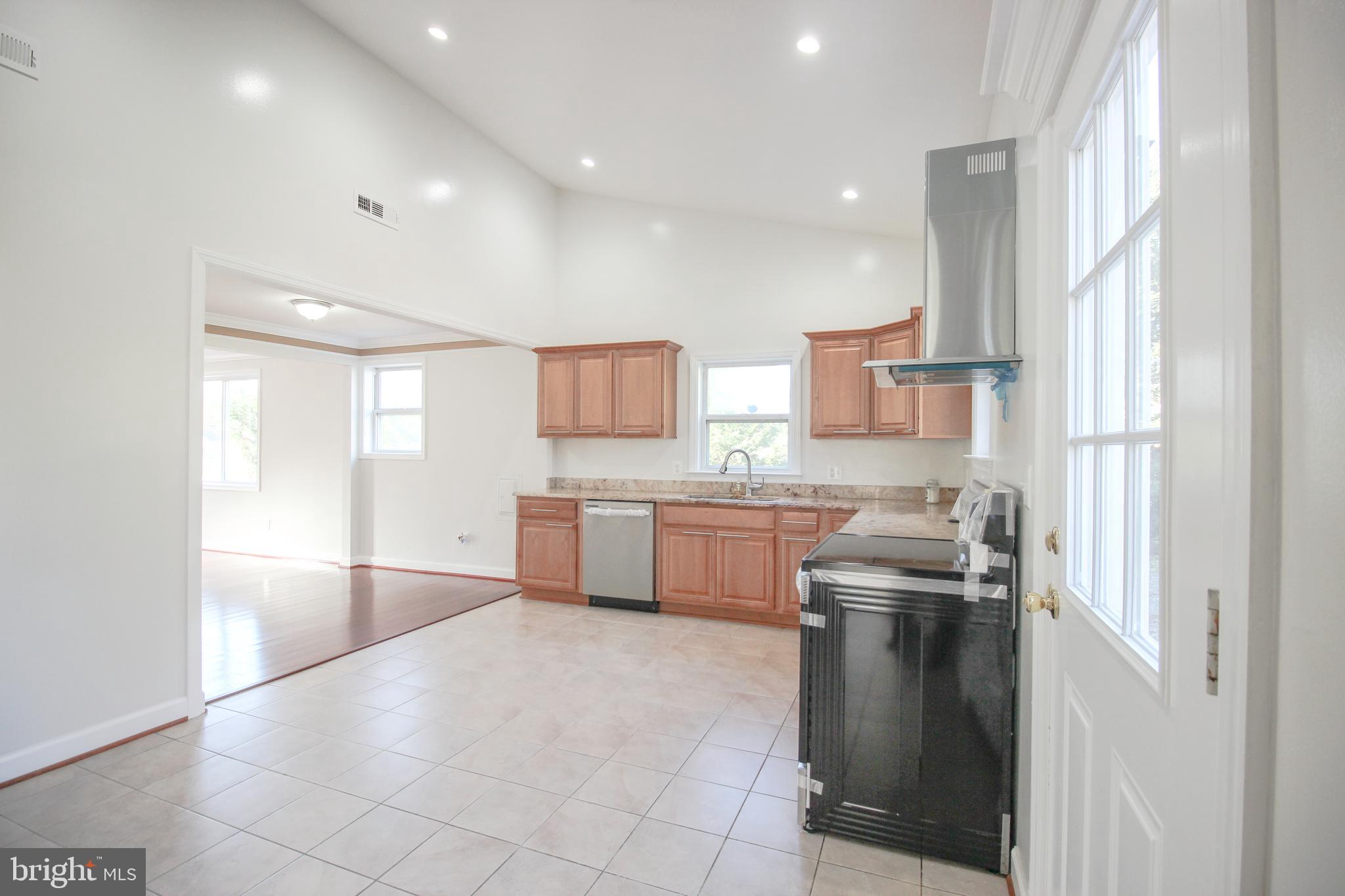 ANNALEE HEIGHTS - Residential