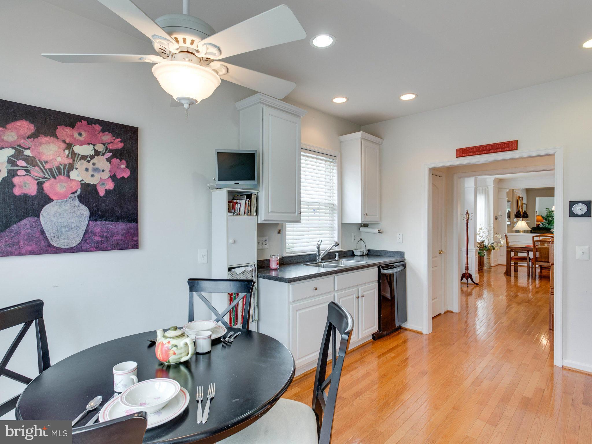 HEARTHSTONE AT VILLAGE CREST CONDOMINIUMS - Residential