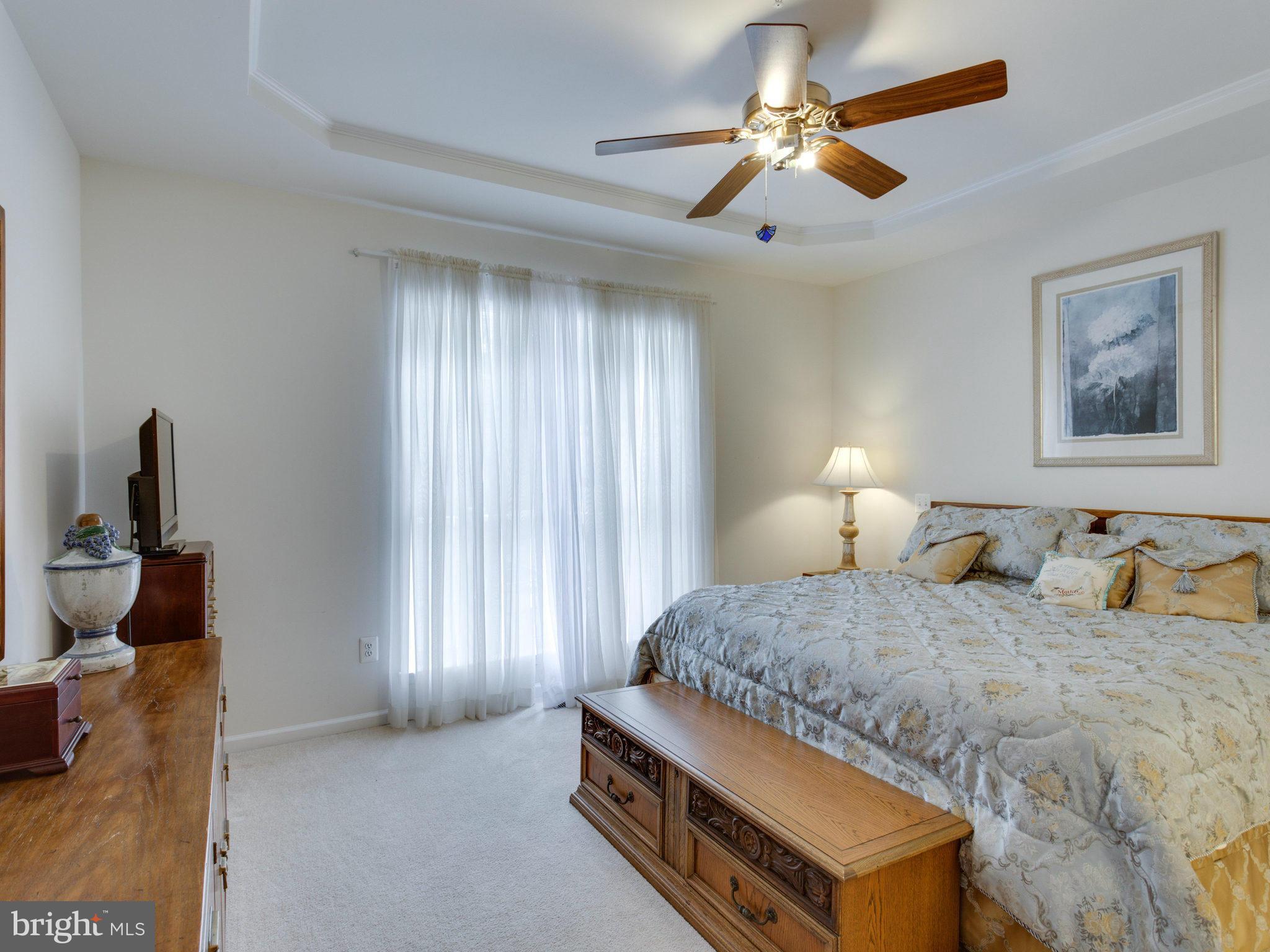 HEARTHSTONE AT VILLAGE CREST CONDOMINIUMS - Residential