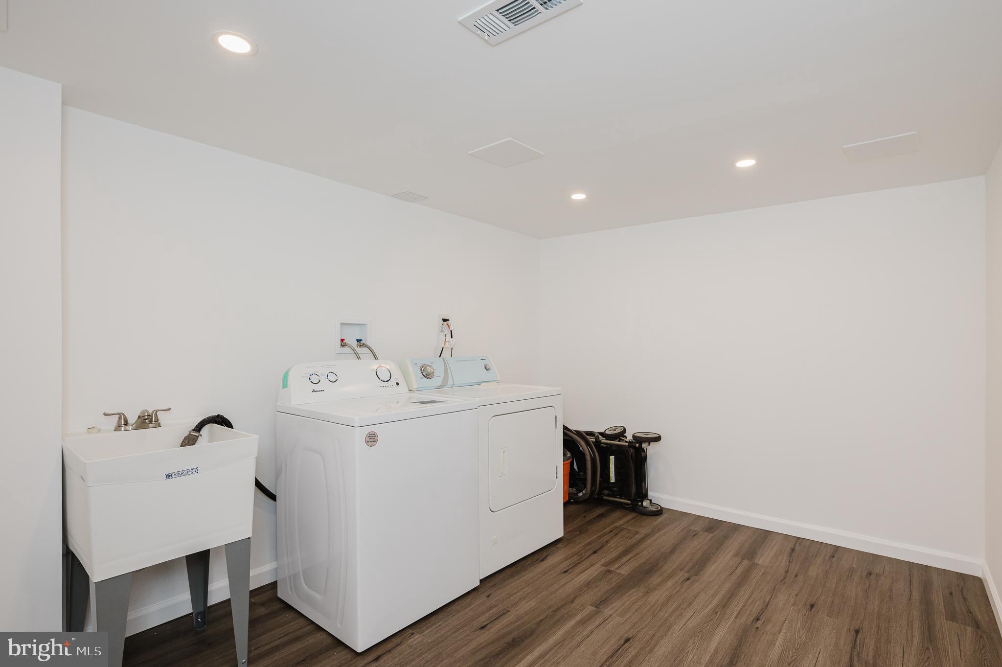 SPRINGDALE - Residential