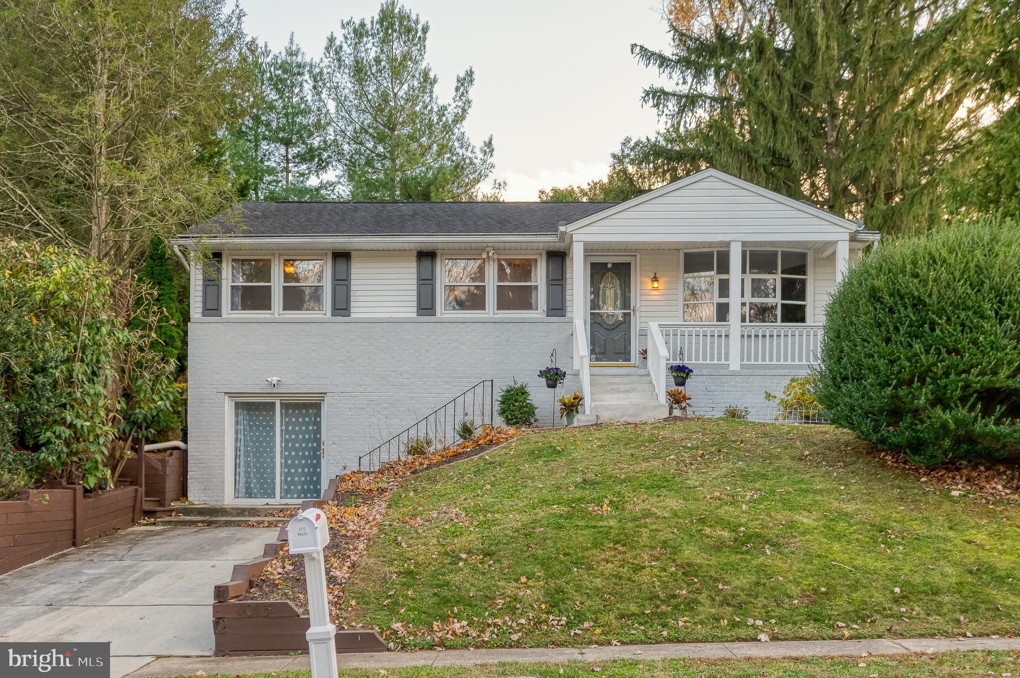 1013 TRICKLING BROOK ROAD