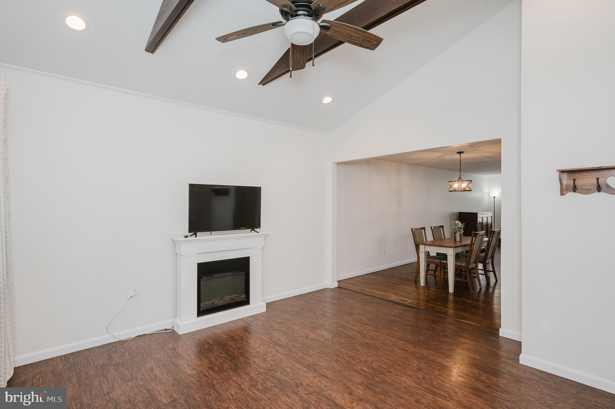 SPRINGDALE - Residential