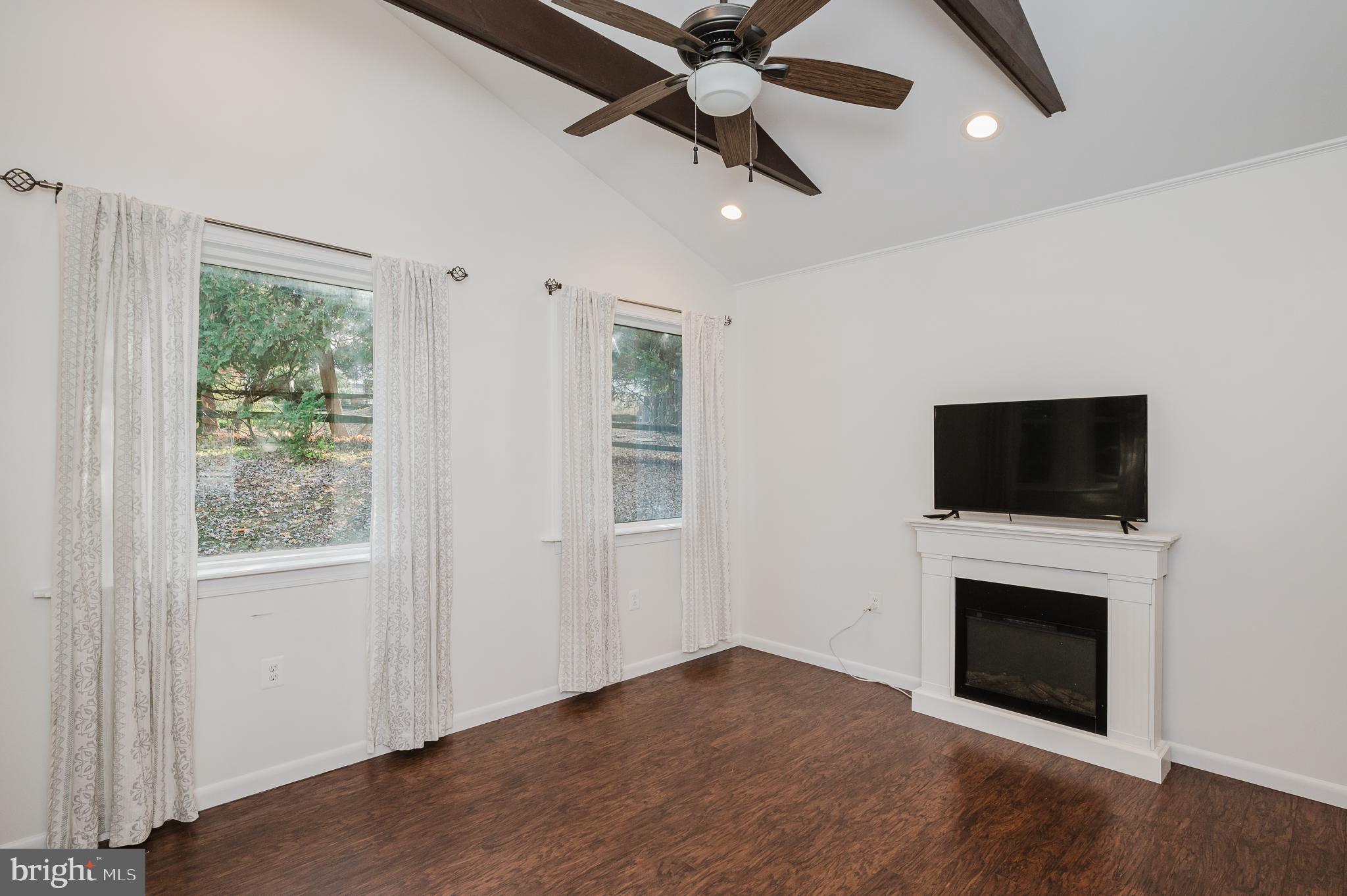 SPRINGDALE - Residential