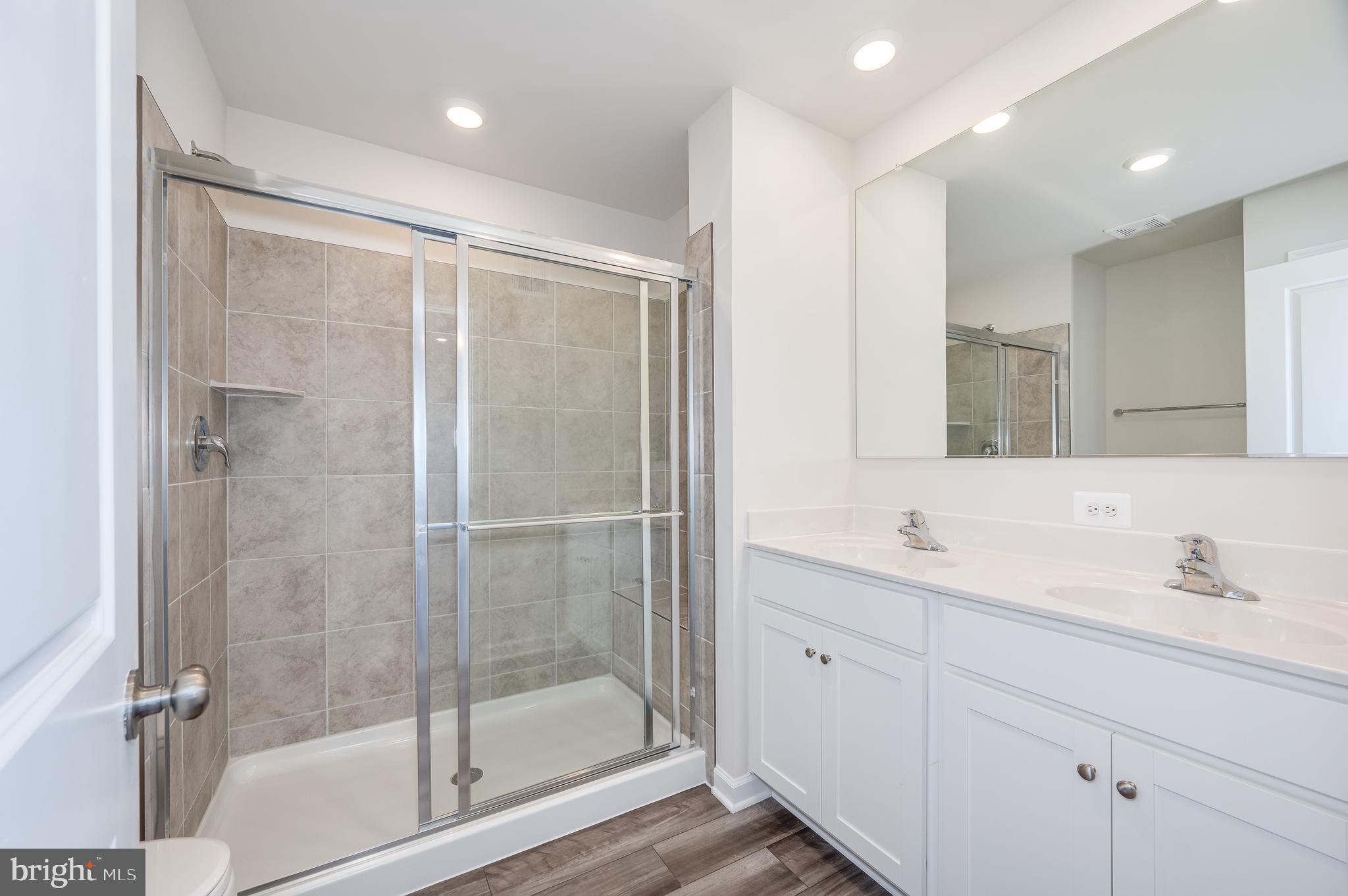 SHENANDOAH SPRINGS - Residential Lease