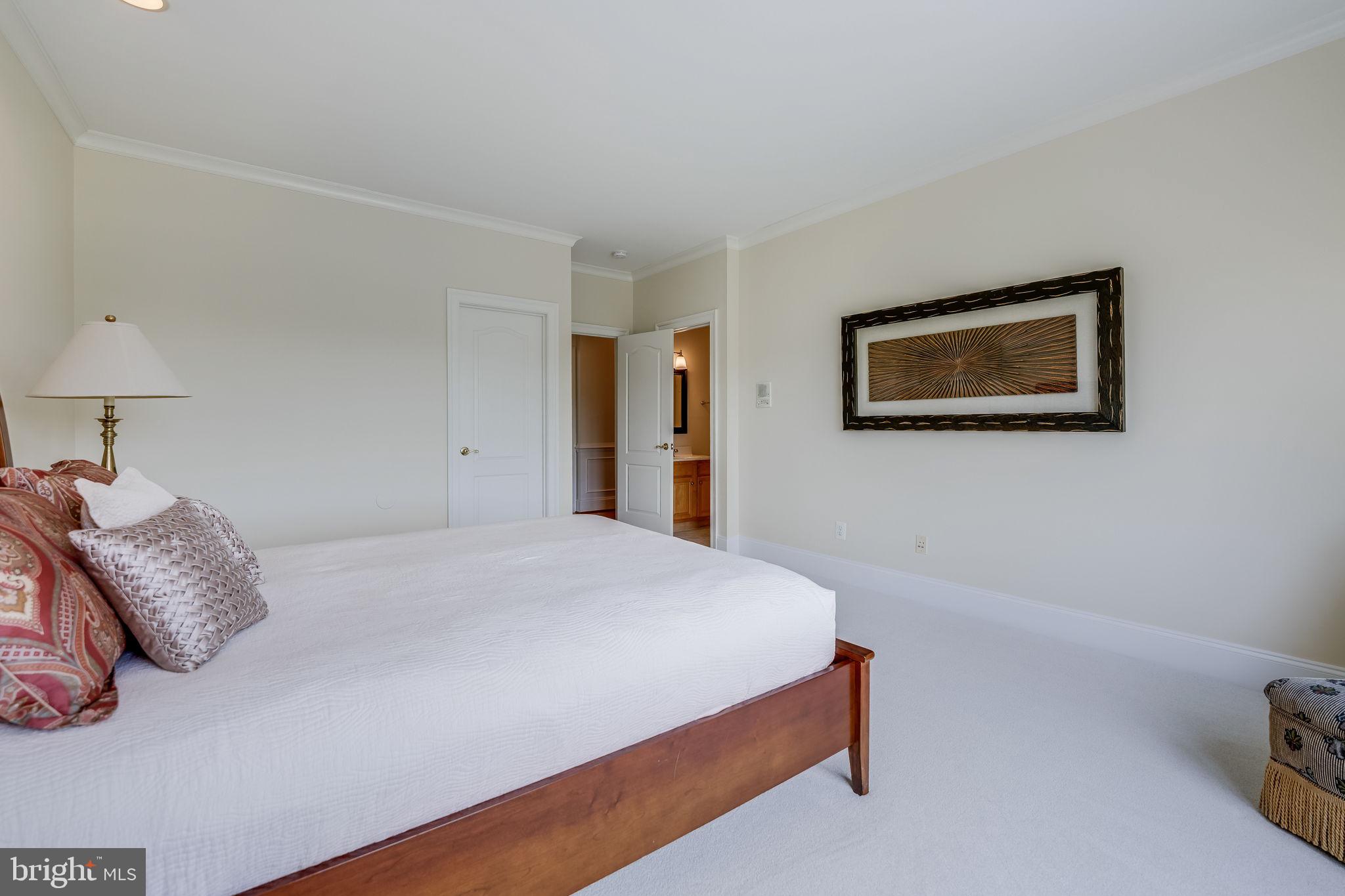 RASPBERRY FALLS - Residential