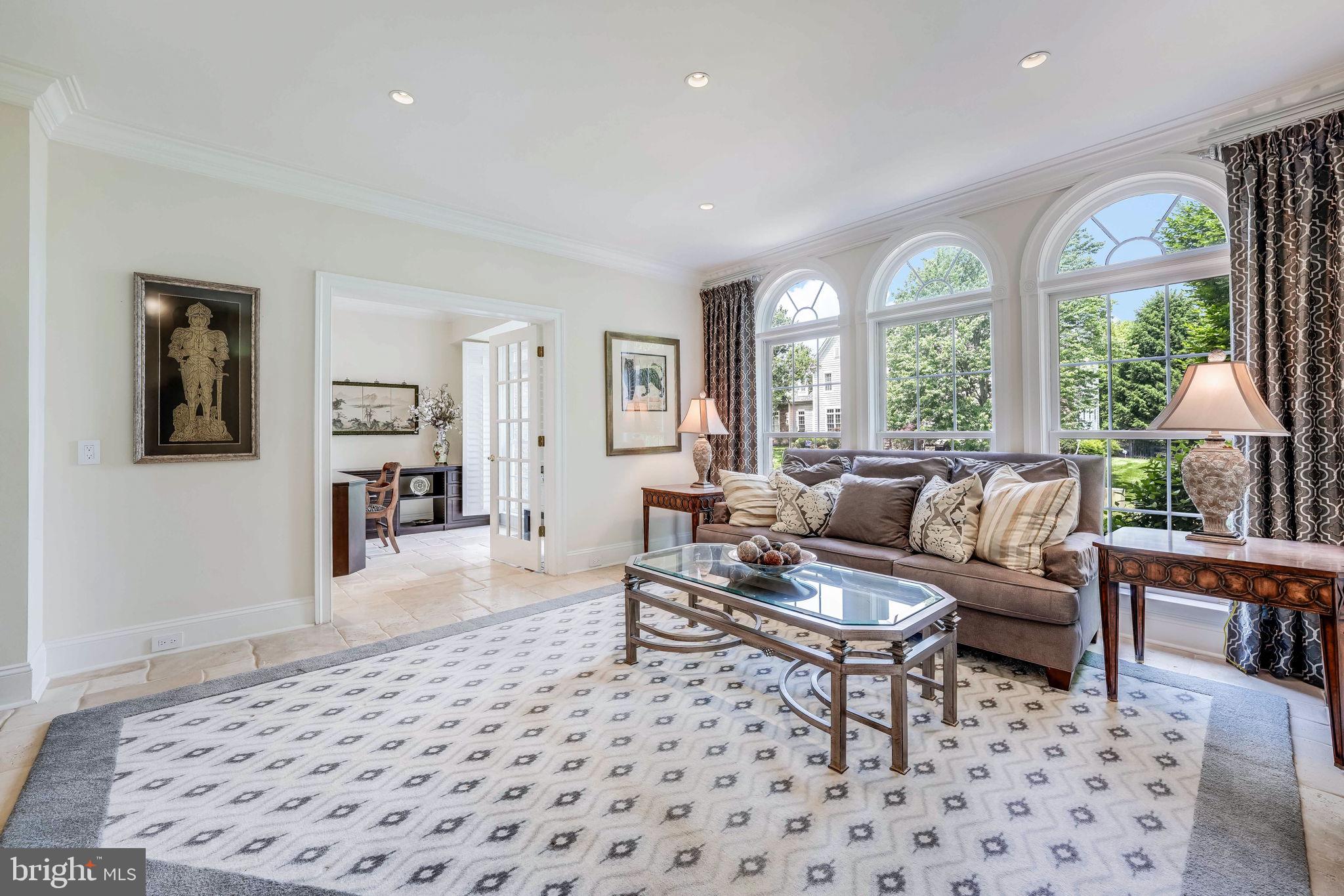 RASPBERRY FALLS - Residential