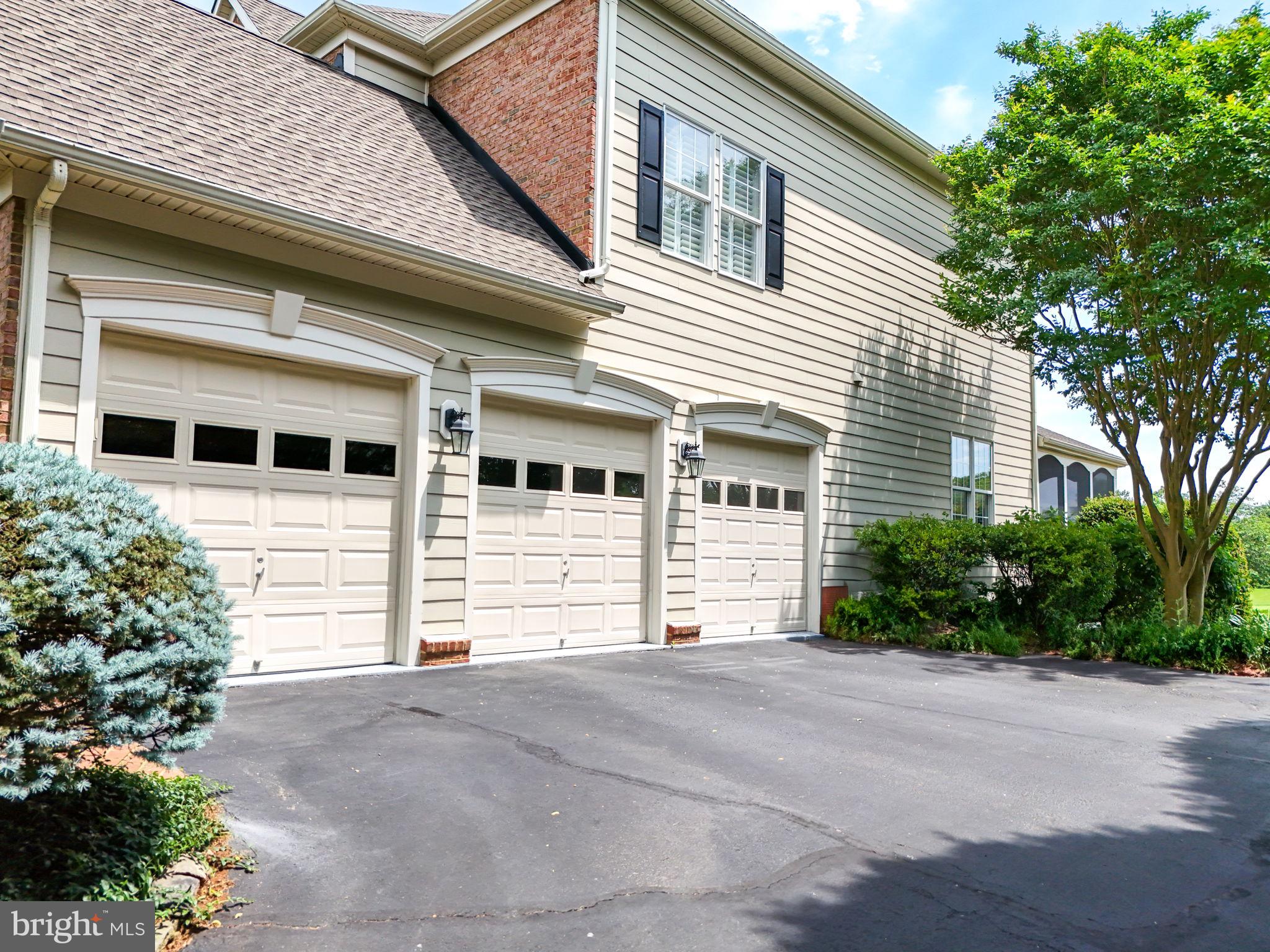 RASPBERRY FALLS - Residential