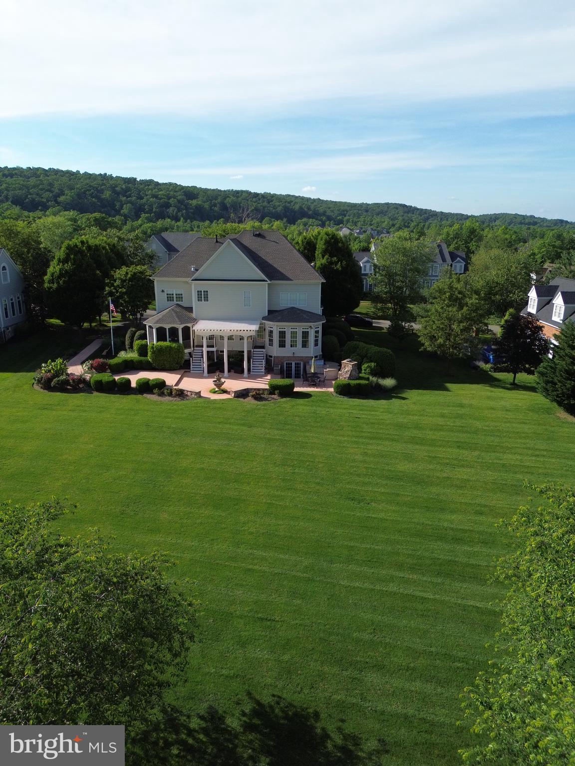 RASPBERRY FALLS - Residential