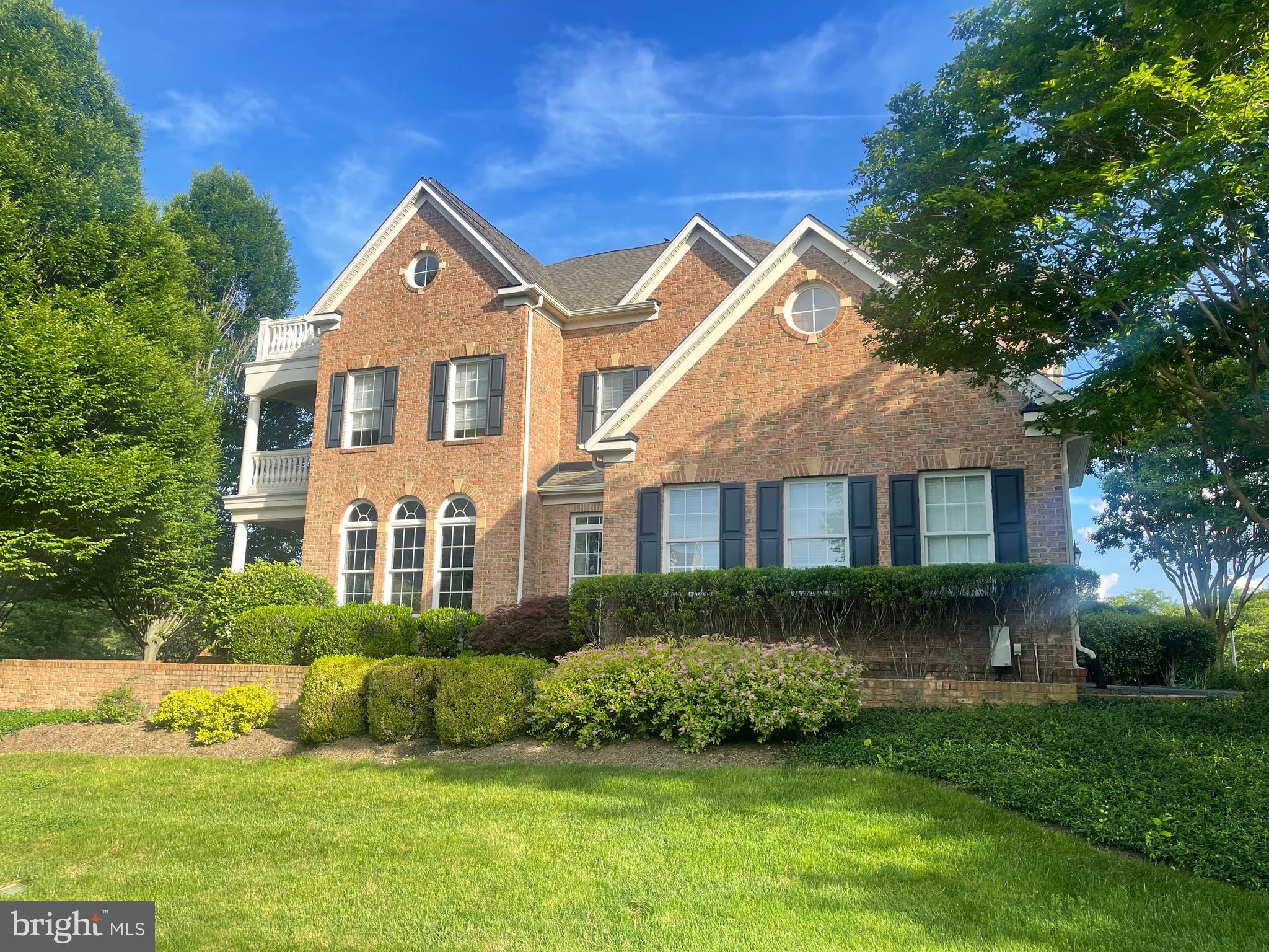 RASPBERRY FALLS - Residential