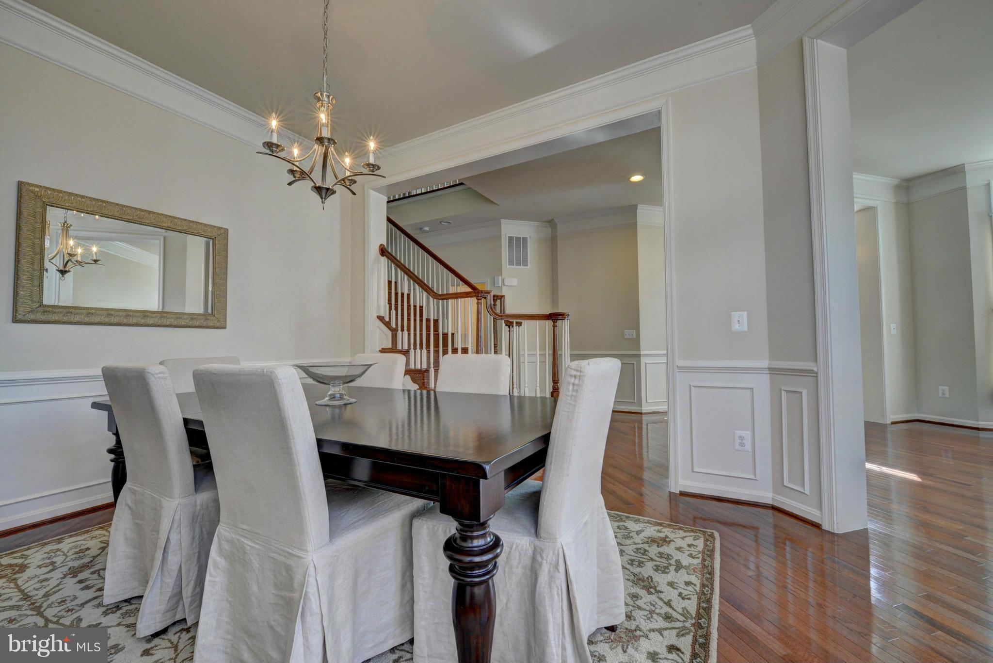 VIENNA ESTATES - Residential