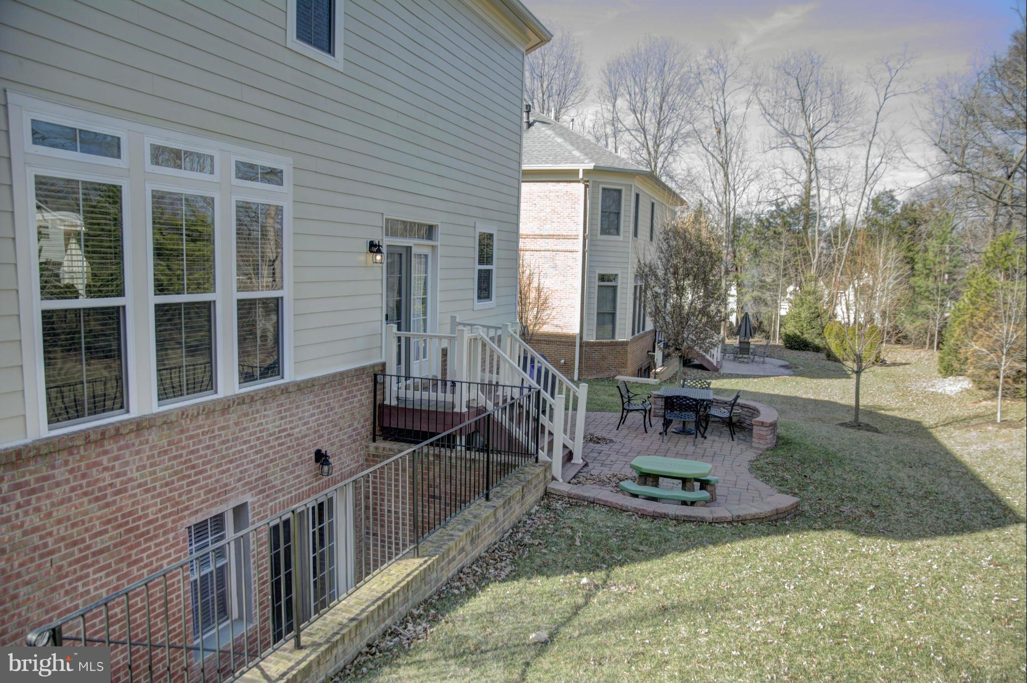 VIENNA ESTATES - Residential